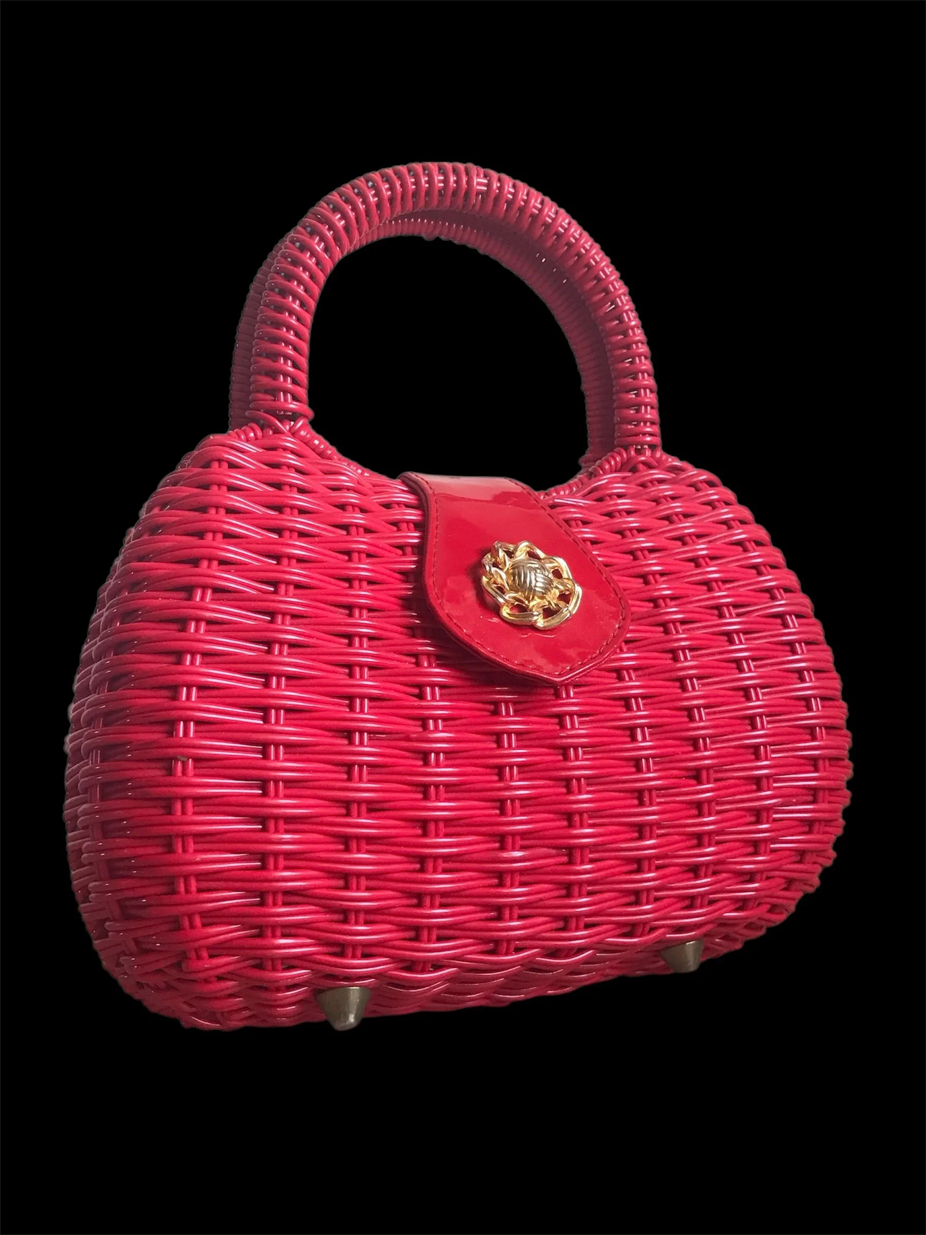 Red Vinyl Wicker Handbag ❤️