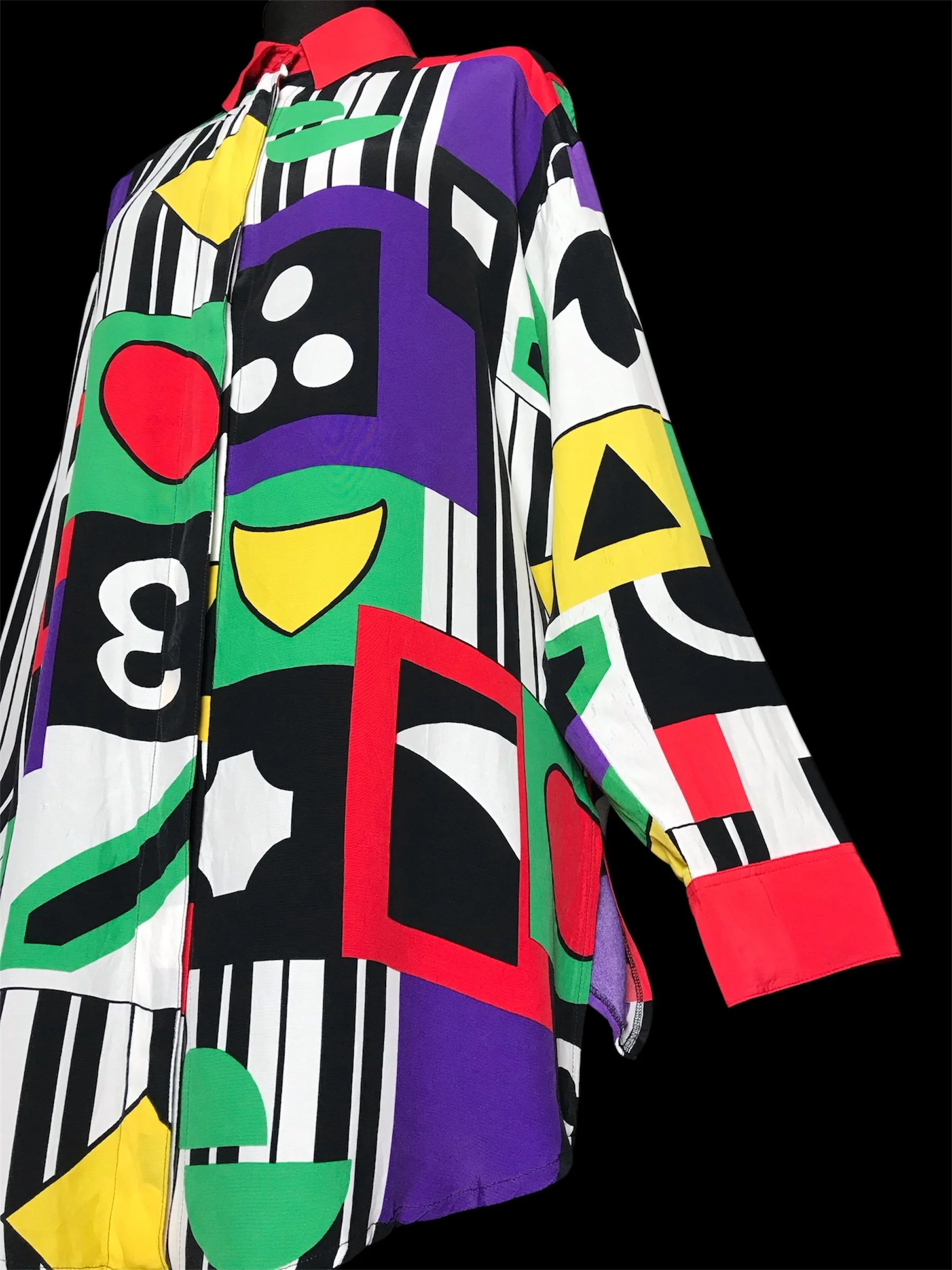 Tru Monochrome Stripes and Coloured Shapes Shirt 🟥💛🟪