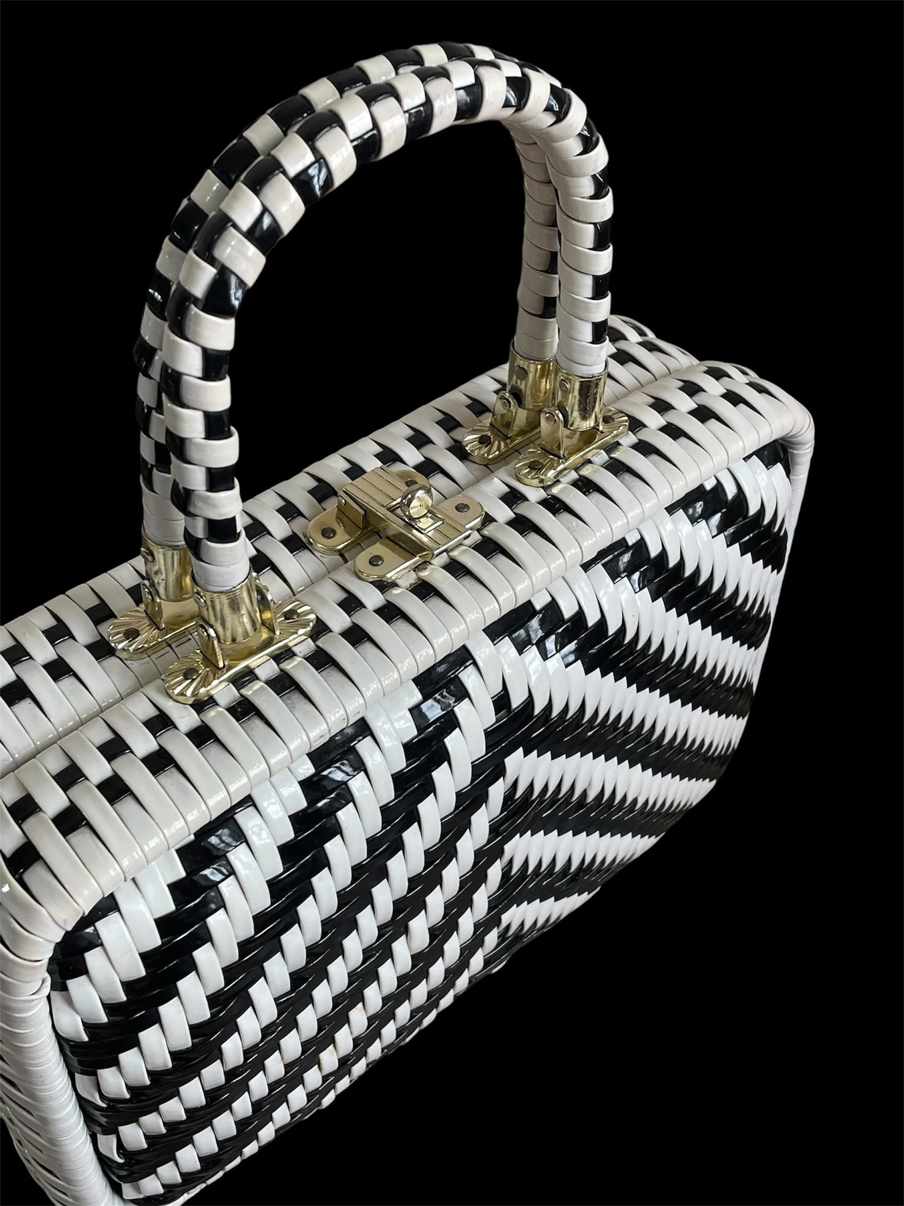 Monochrome Checks and Chevrons Wicker Handbag 🖤🤍🖤