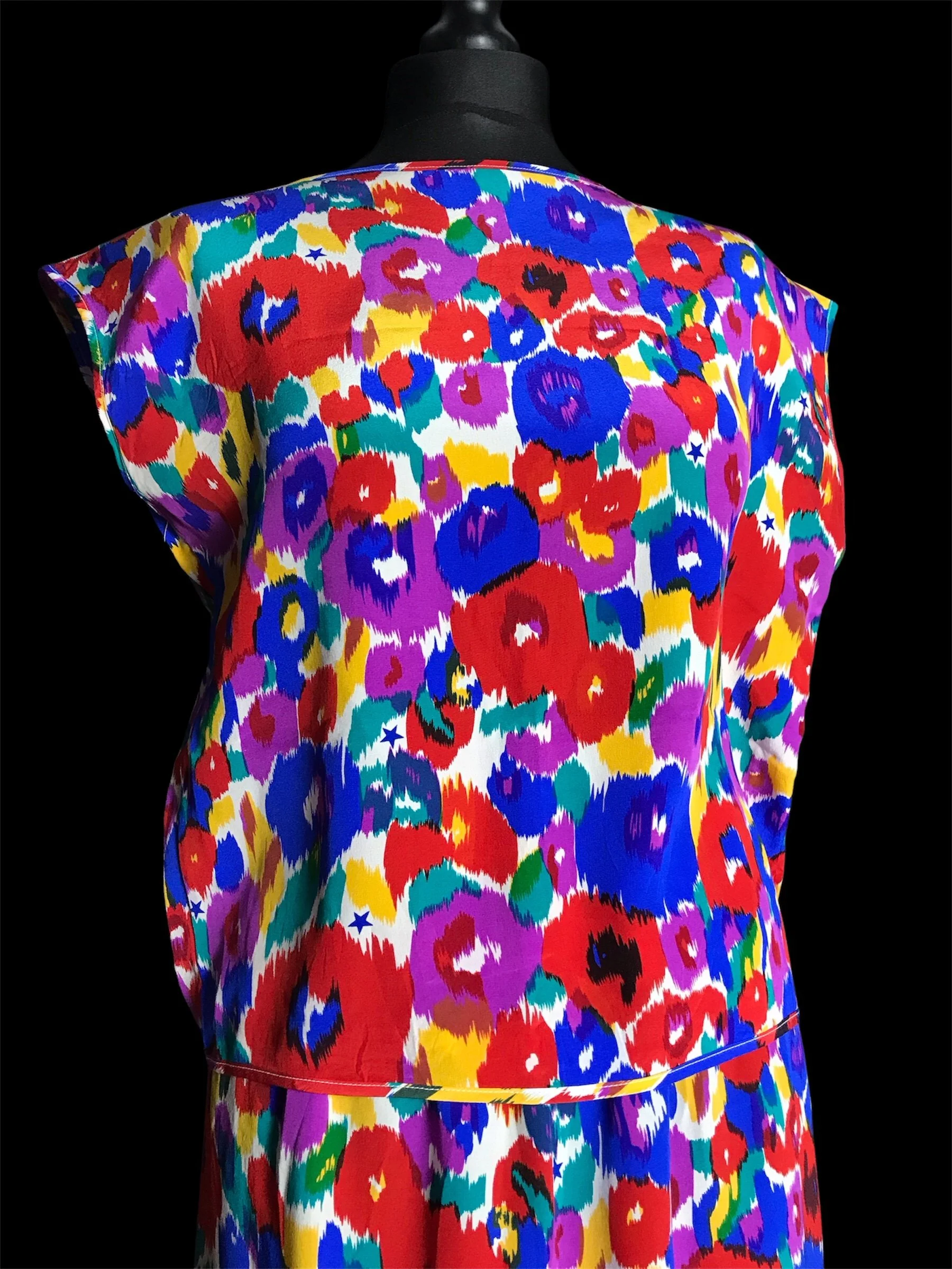 Abstract Floral Silk Top ❤️💖💙