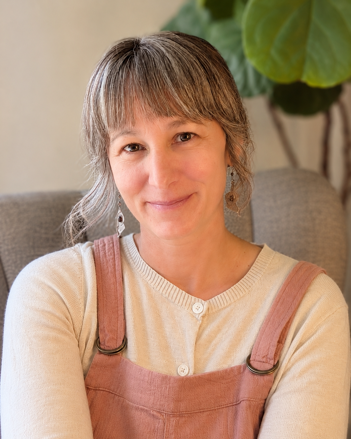 Portrait of Jenny Fremlin, counsellor and Advanced-Level Somatic Experiencing® student, offering body-based and trauma-informed therapy in Salmon Arm, BC.