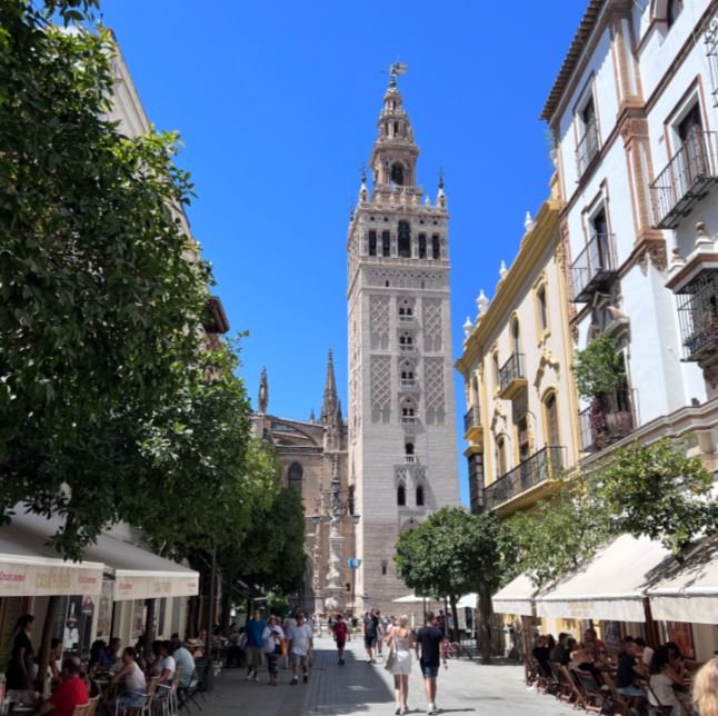 Seville Cathedral Giralda.JPG