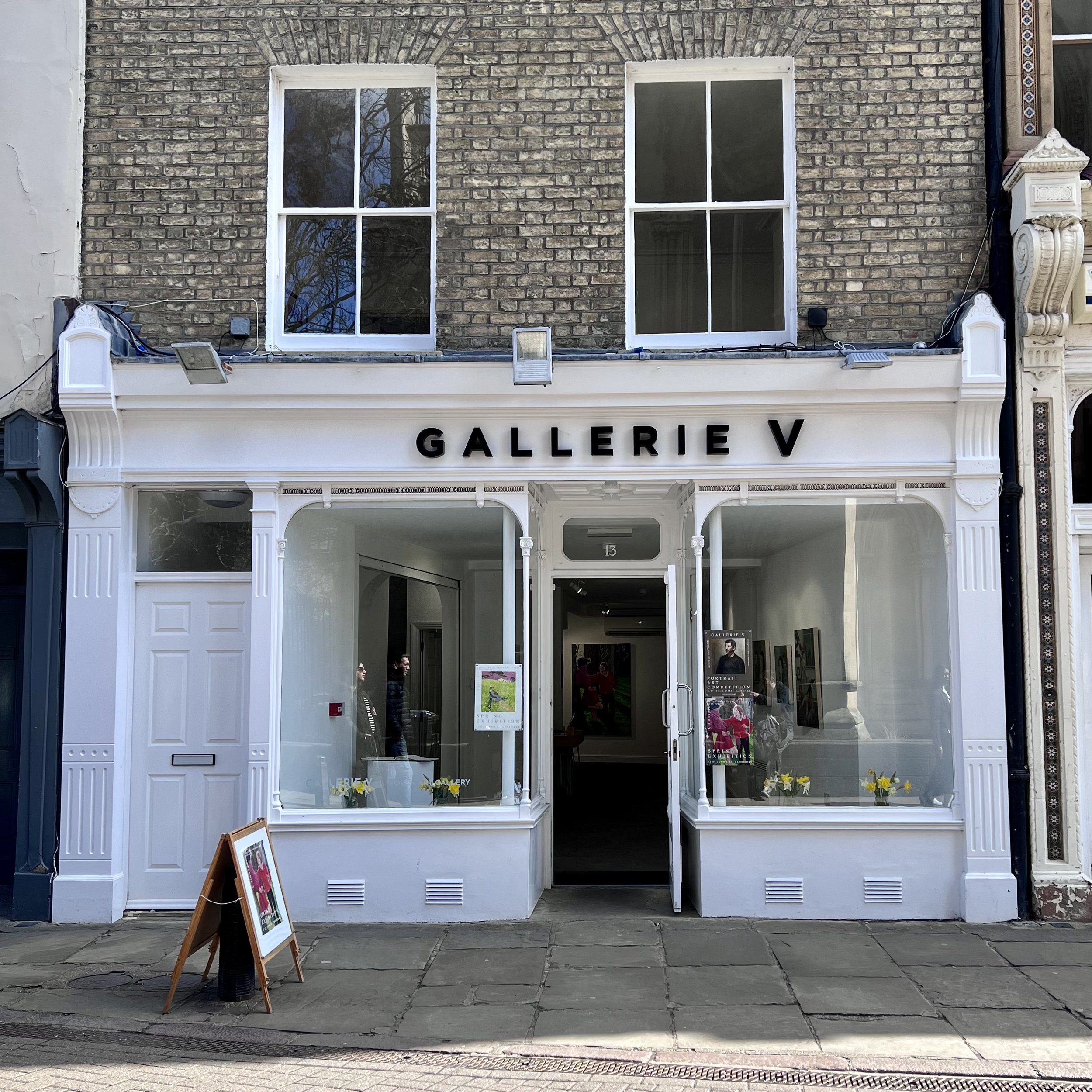 Exterior of Gallerie V in Cambridge 