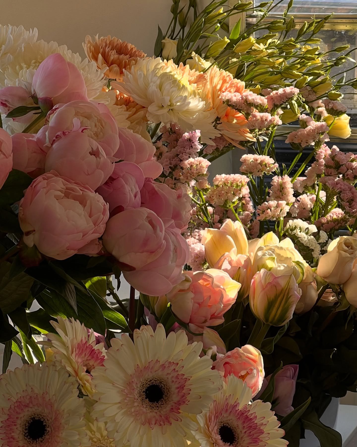 ✨ MOTHERS DAY AT SUNDAY LOVE ✨

We are so excited to see you at the flower camper!!

This is where you can find our beautiful flowers this week for your very loved moms! 💕

FLOWER CAMPER 💛

Saturday May 10th: 9am-3pm
Camellia Bake Shop
📍305 Northf