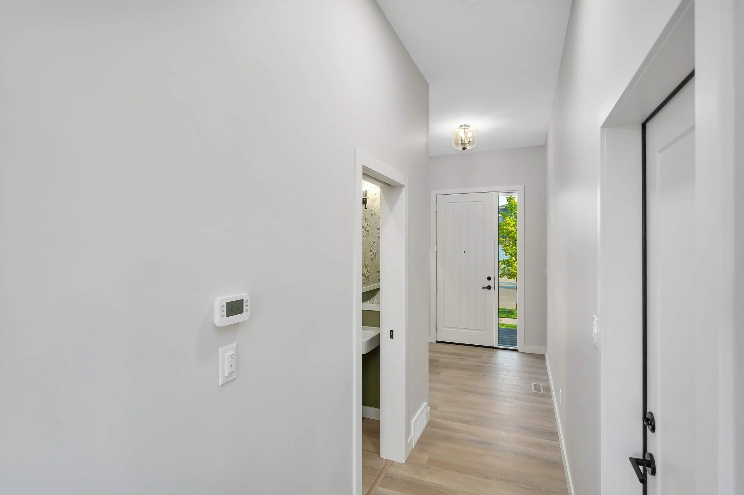 16 Eaton Crescent, Red Deer AB (31).jpg