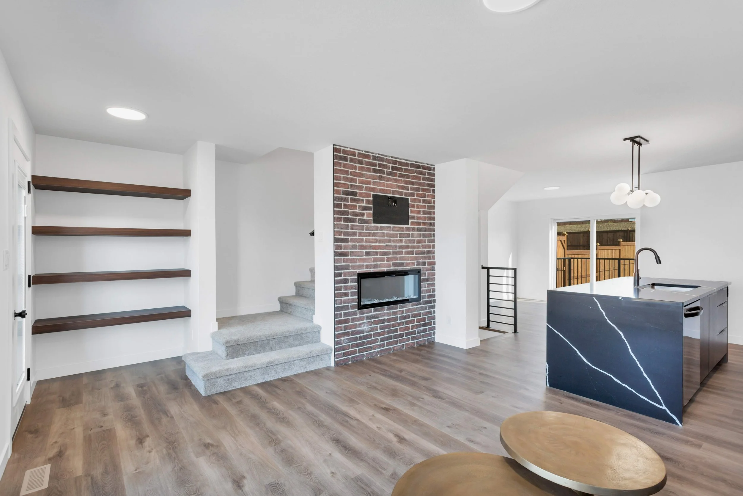 16 Violet Point, Sylvan Lake AB (16).jpg