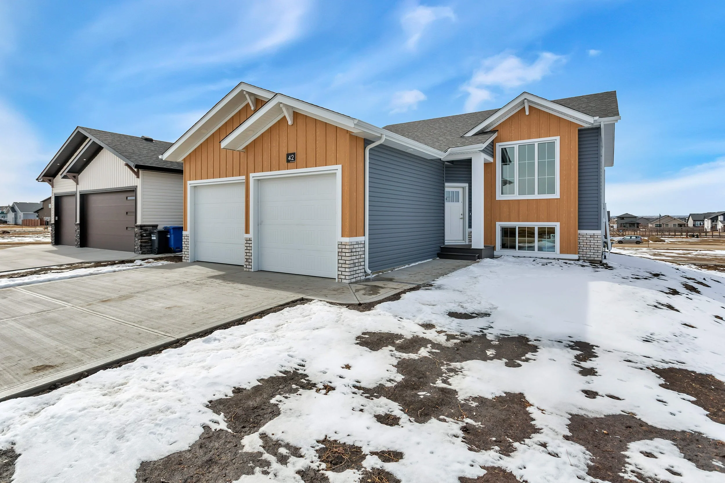 Red Deer - 42 Tarzwell Avenue - Coming Soon