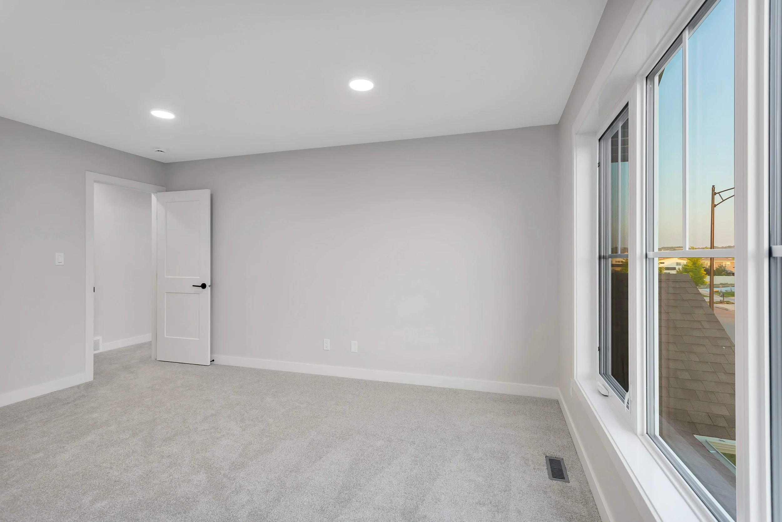 16 Eaton Crescent, Red Deer AB (13).jpg