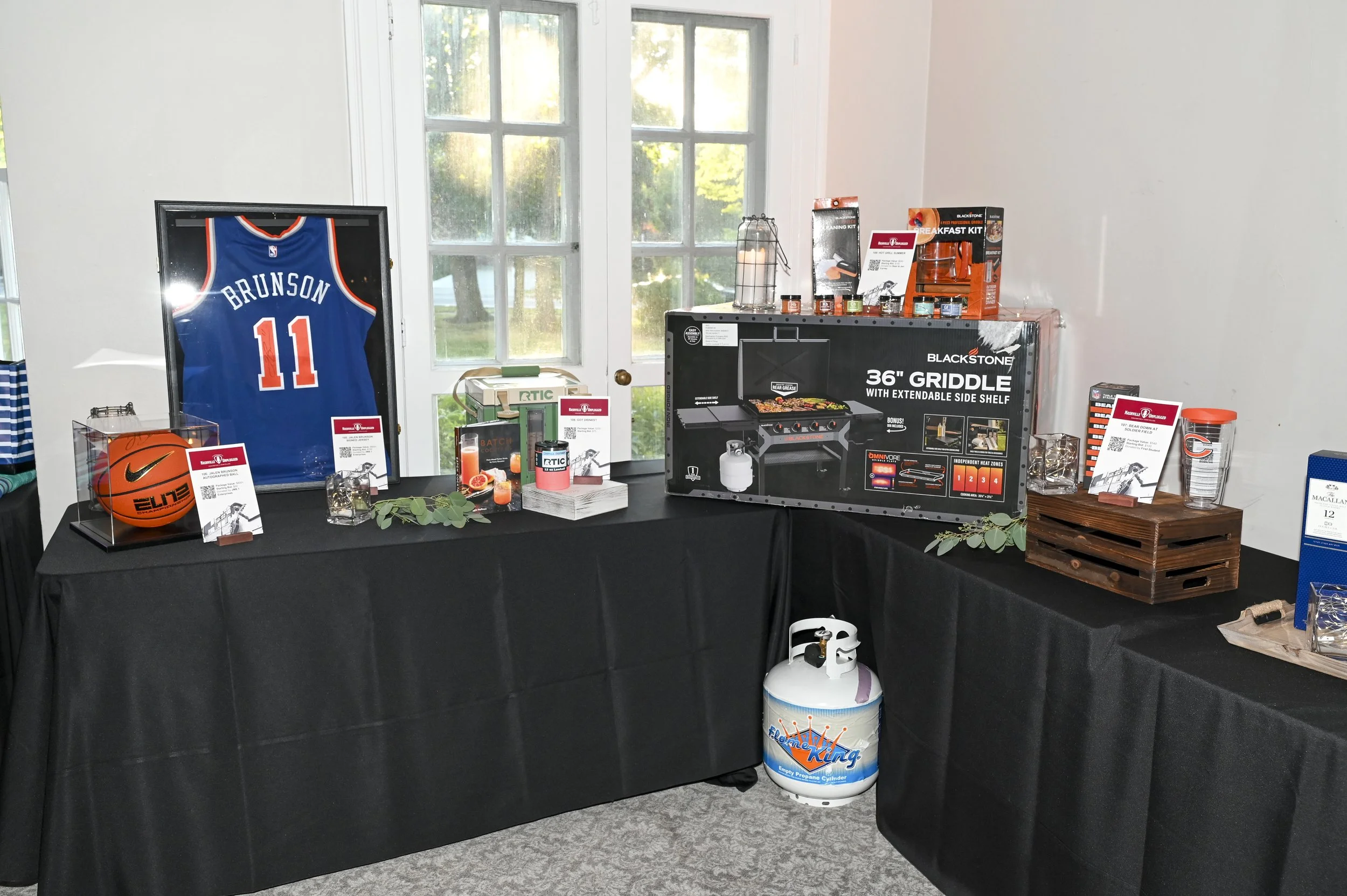 us-highland-park-stevenson-foundation-nashville-unplugged_54014339299_o (1).jpg