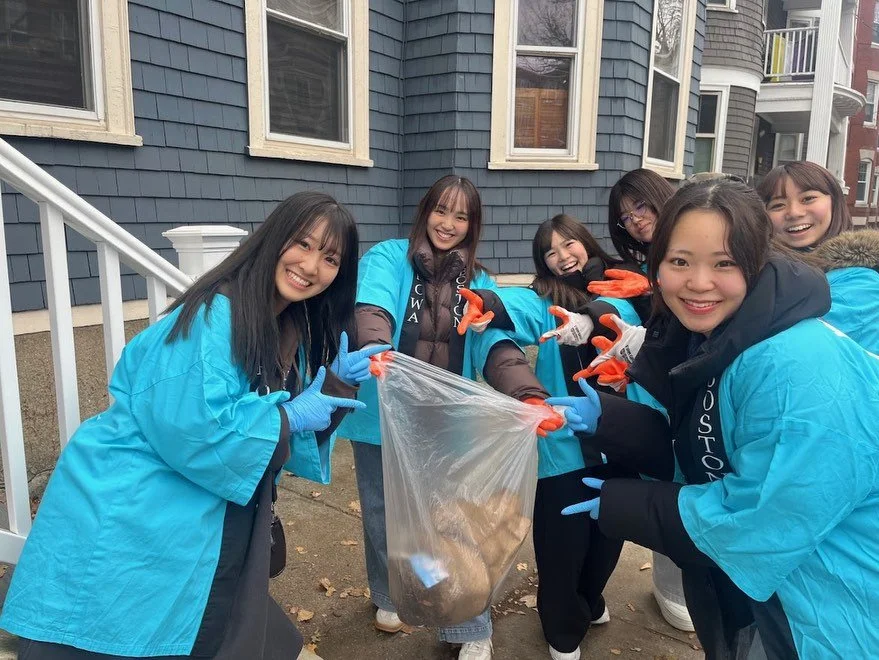Students and staff gave back to our Jamaica Plain community this semester by doing a clean-up of the neighborhood. During the activity, students walked from our campus to Jamaica Pond and Centre Street to clean up trash and interact with locals.