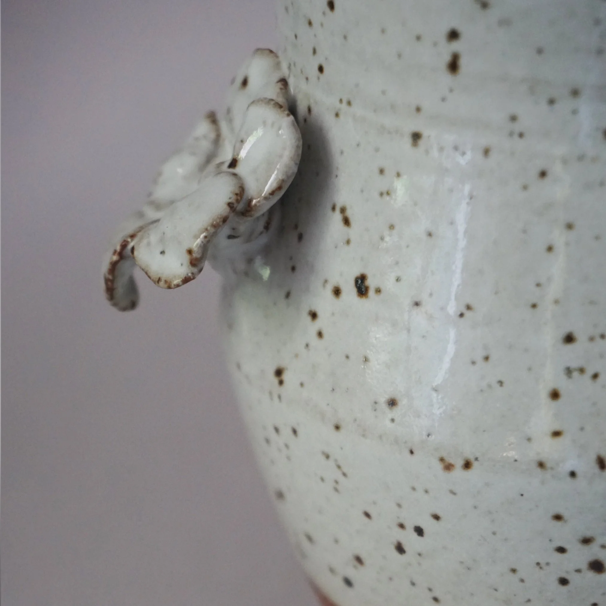 Bloom Vase white.jpg