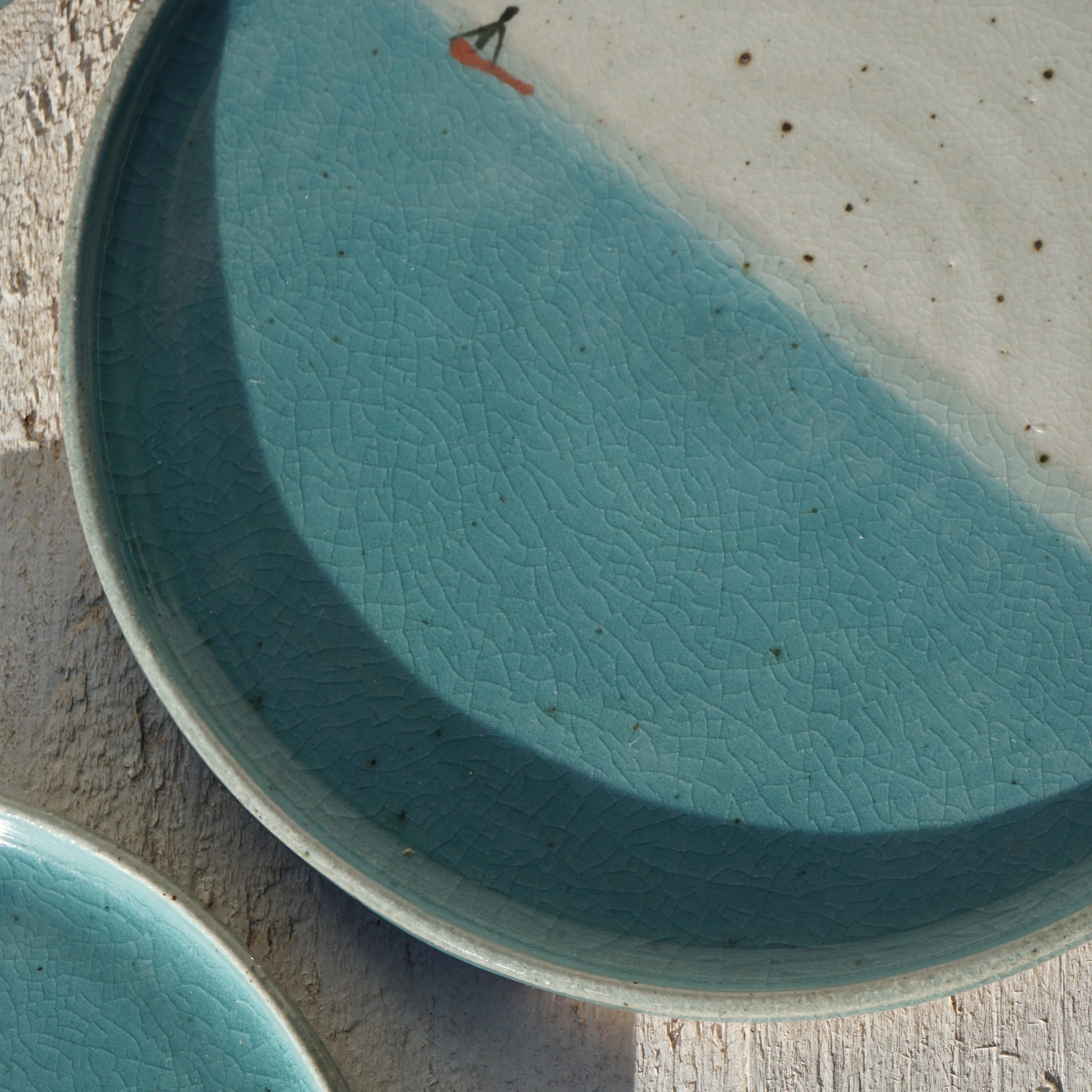surfer plates detail2.jpg