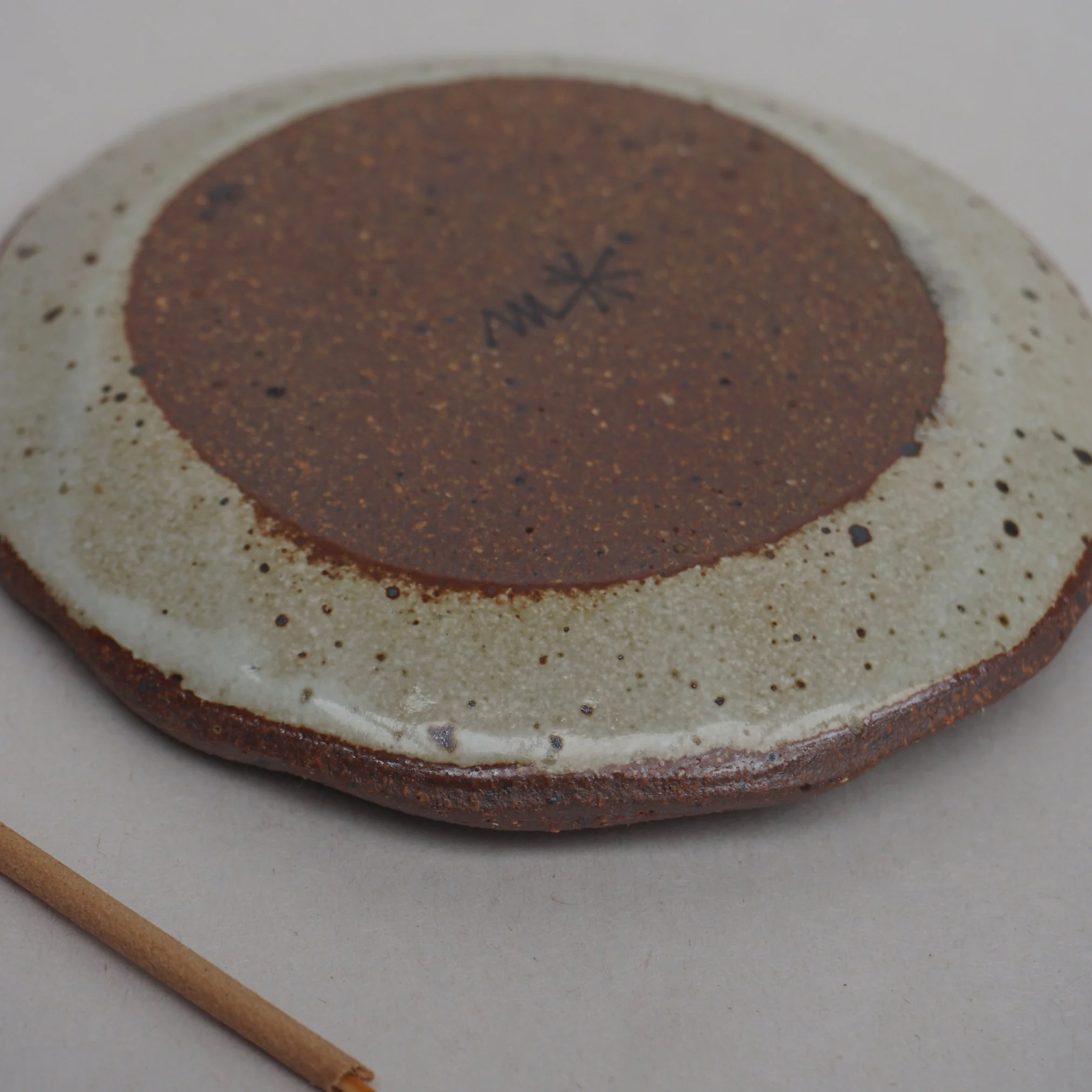 Shell and pearl incense holder5.jpg