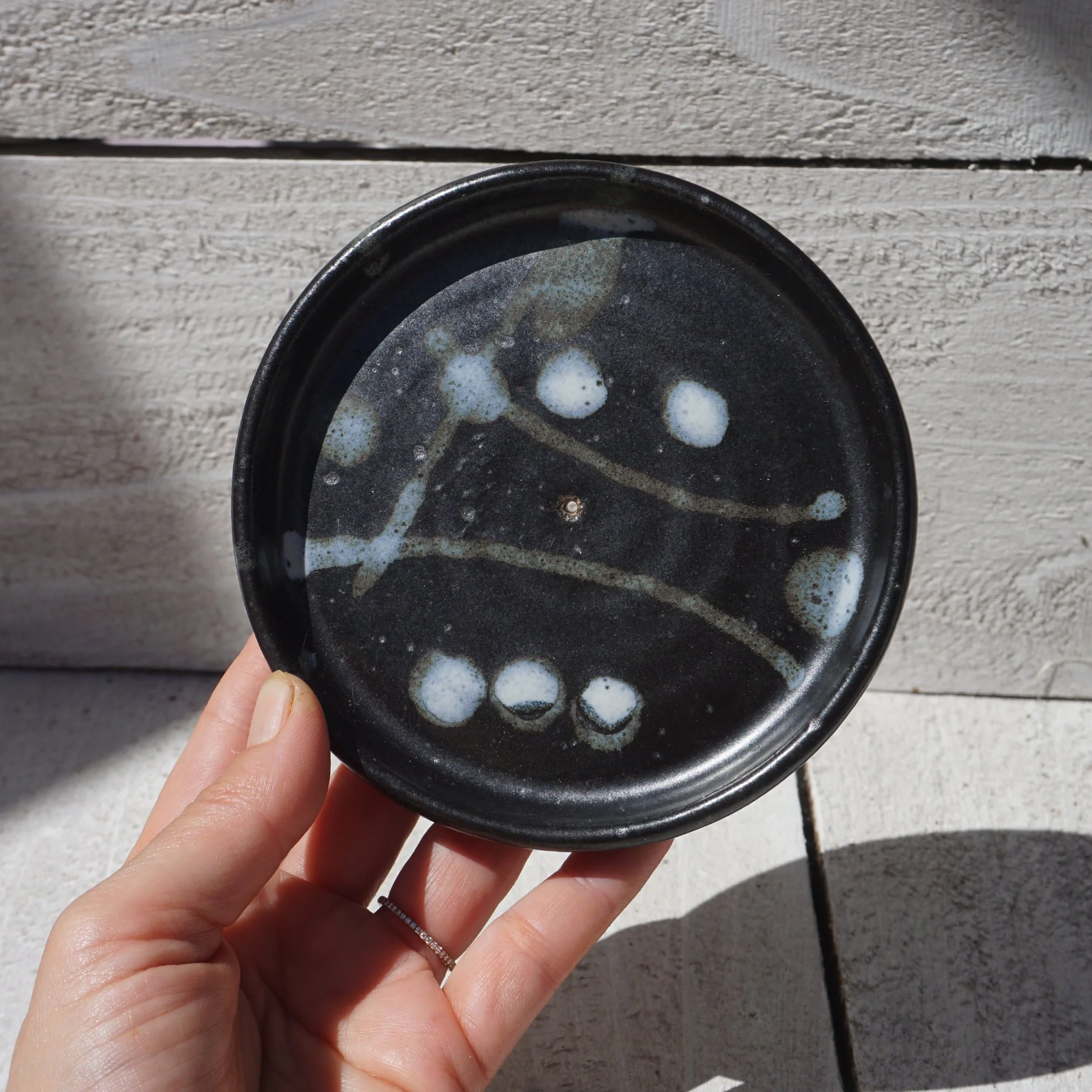 Black and white dots Soap Dish4.jpg