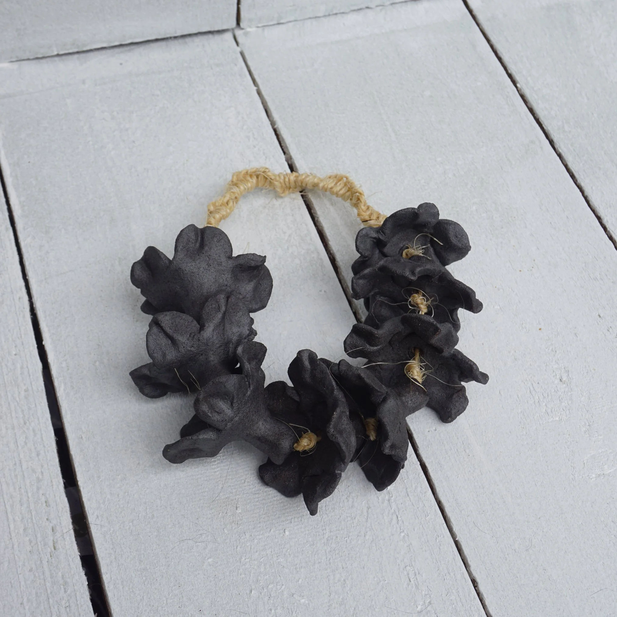Black Mini Lei3.jpg