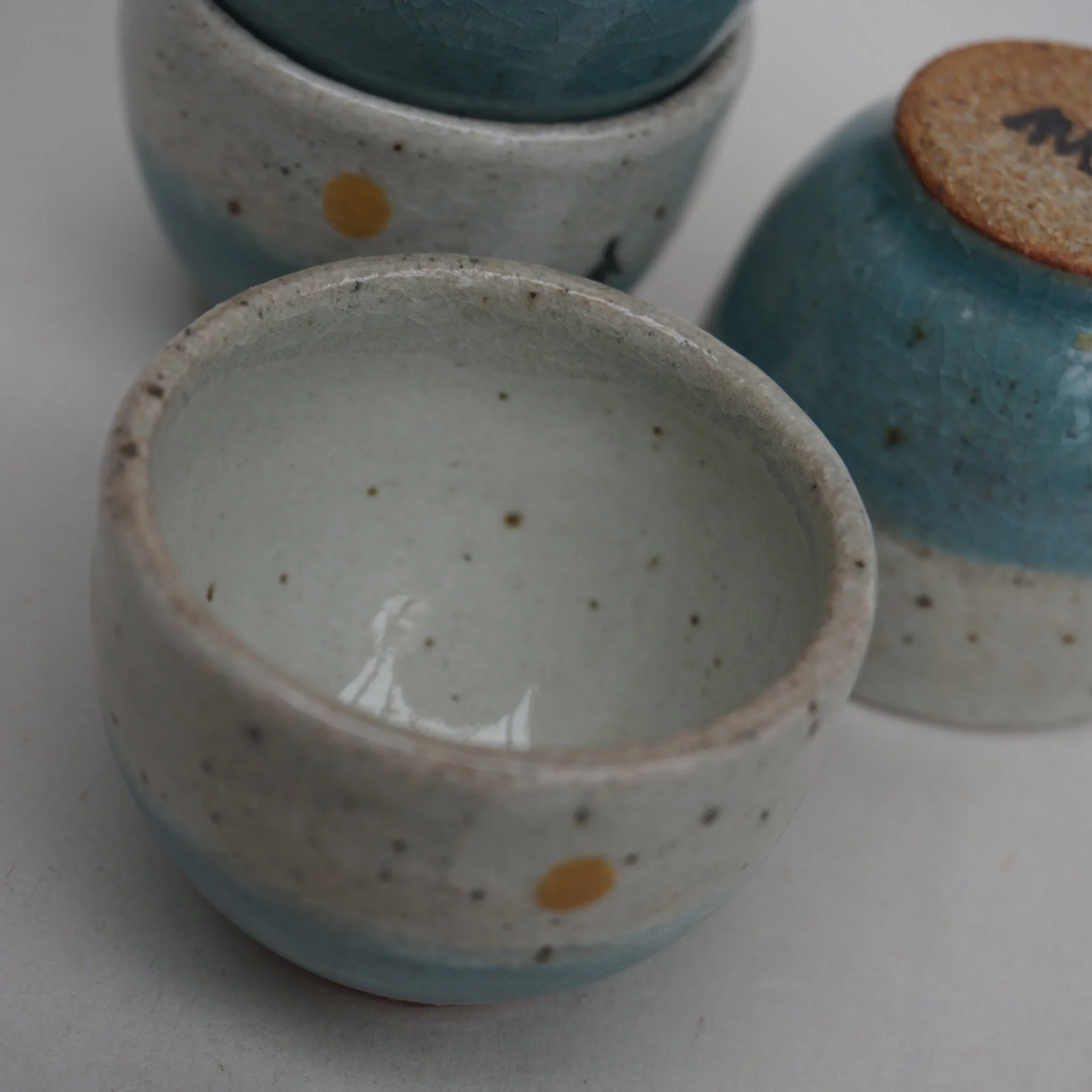 SURFER egg cup5.jpg