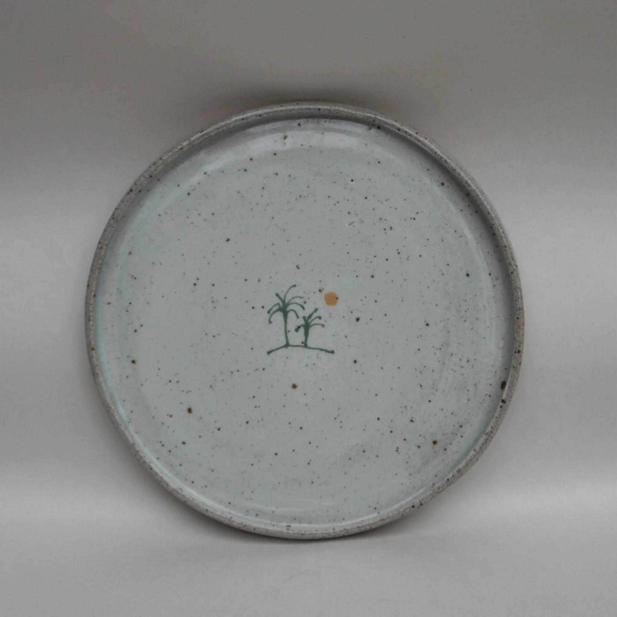 Little Palm tree plate.jpg