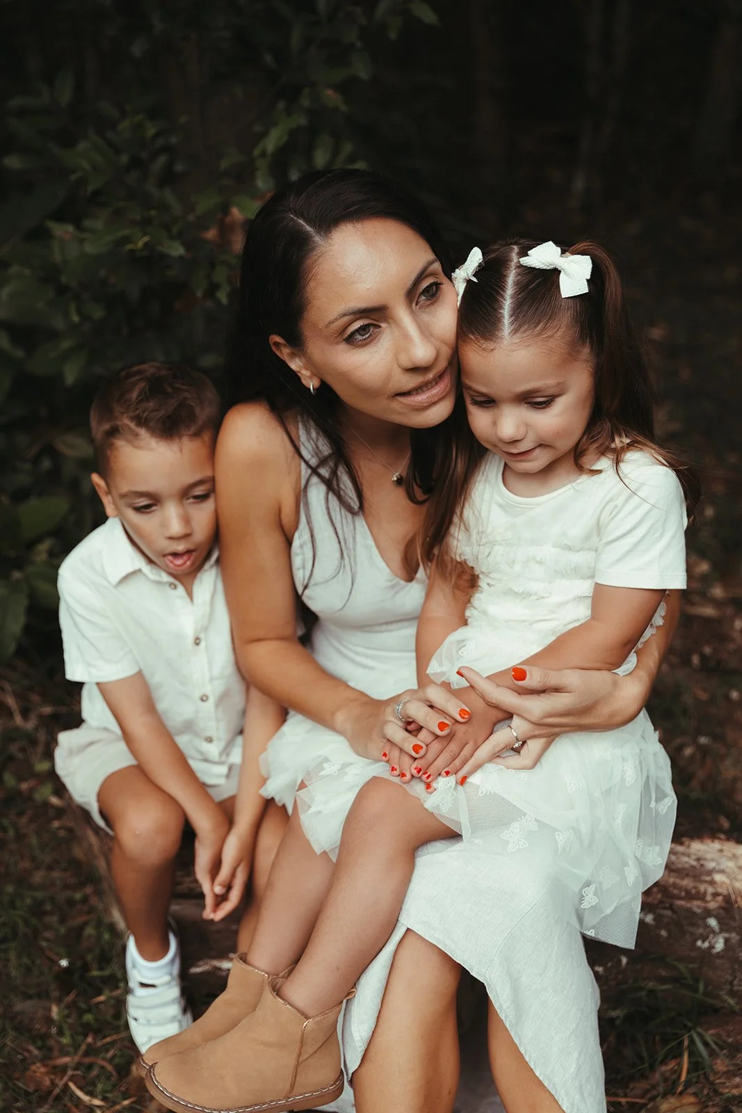 J_ R & V_family_wollongong_sol flare photography-13.jpg