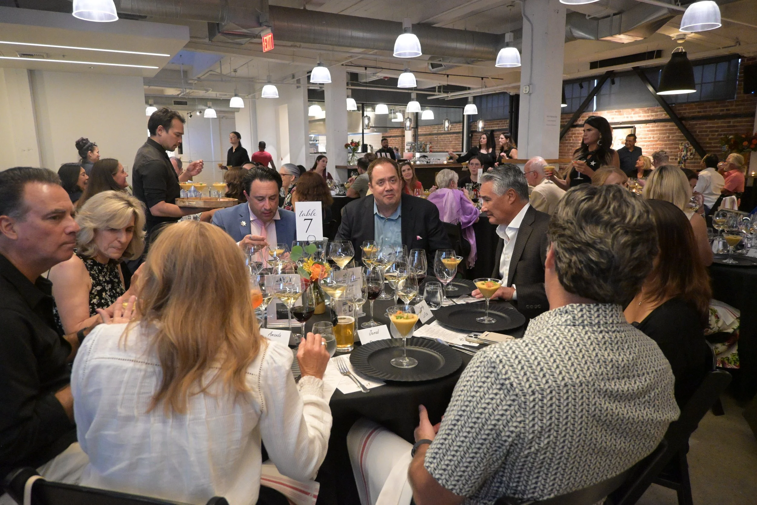lafitte table.JPG