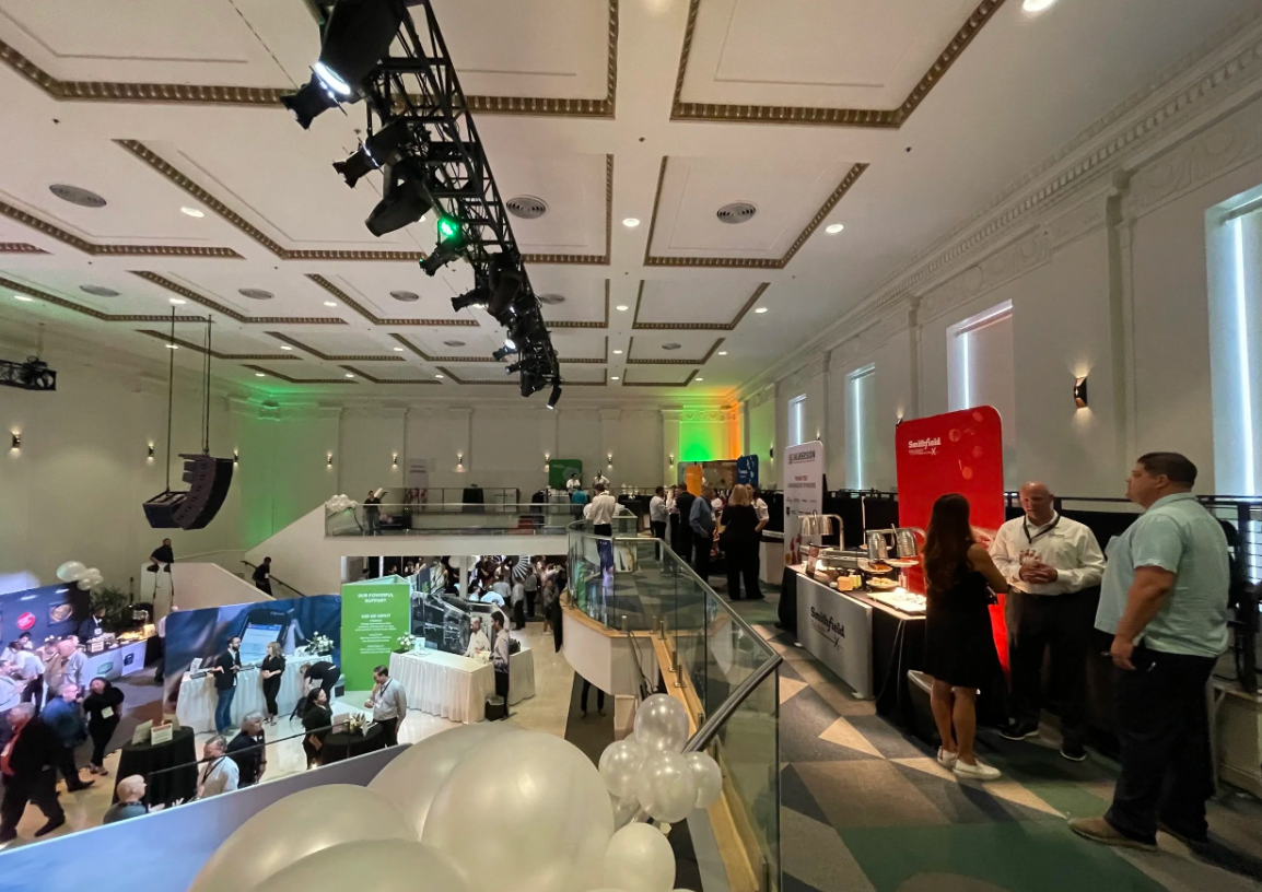 How To Host Professional Networking Events At A Corporate Venue In Long Beach