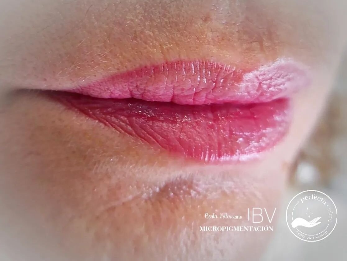 La #micropigmentaciondelabios resulta realmente favorecedora y Muy c&oacute;moda! 💯💋💋💋
.
.

Muy demandada por aquellas mujeres que desean ver sus labios con un precioso color, sin tener que preocuparse de utilizar un maquillaje cada d&iacute;a! ?