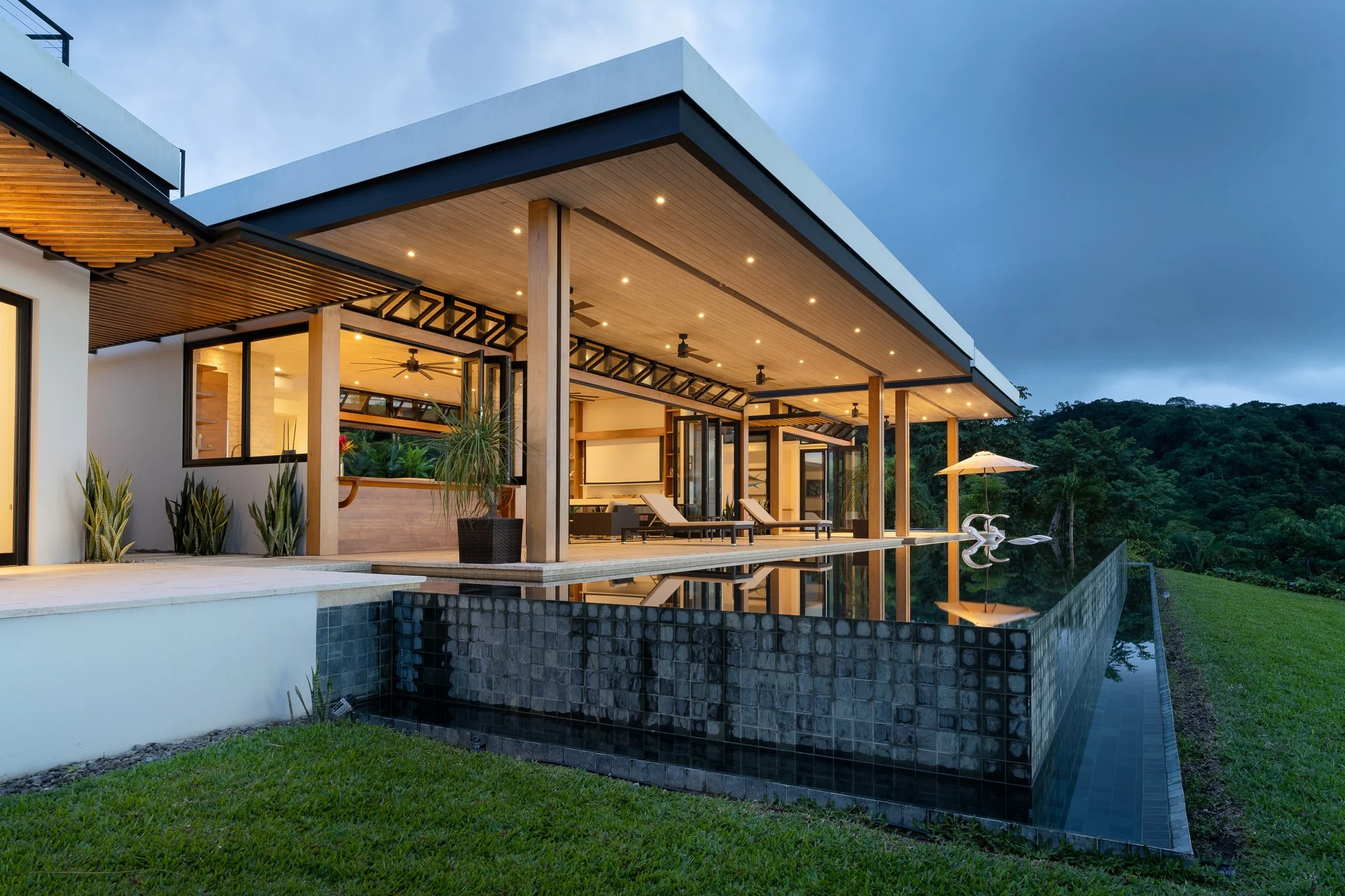 De La Tierra y el Mar_A69.jpg