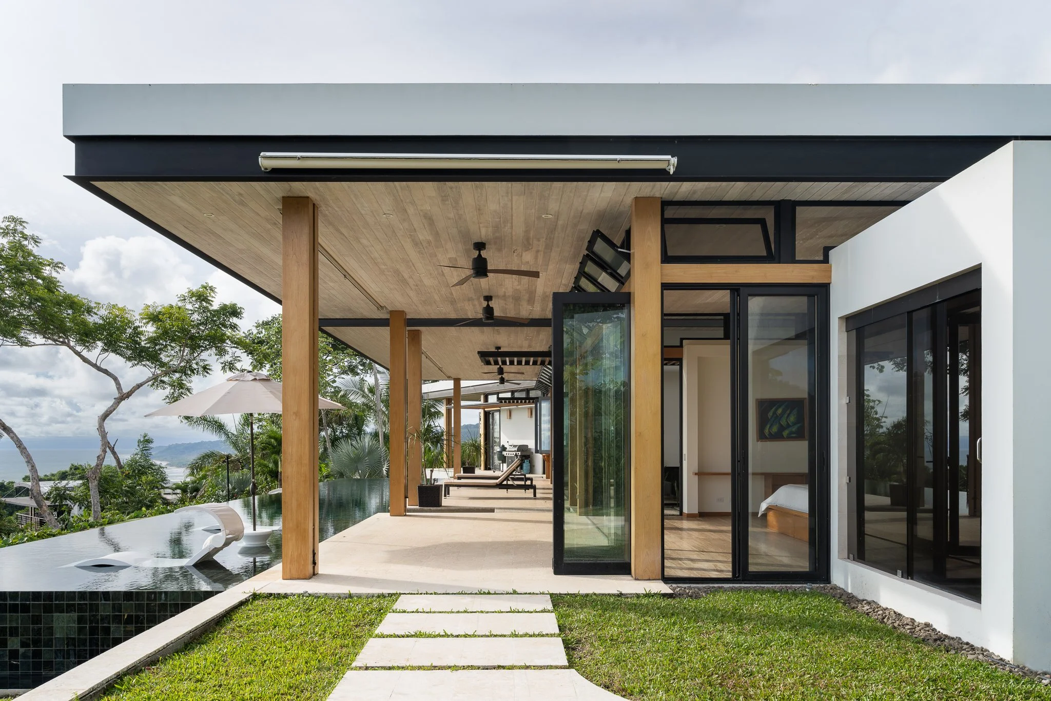 De La Tierra y el Mar_A41.jpg