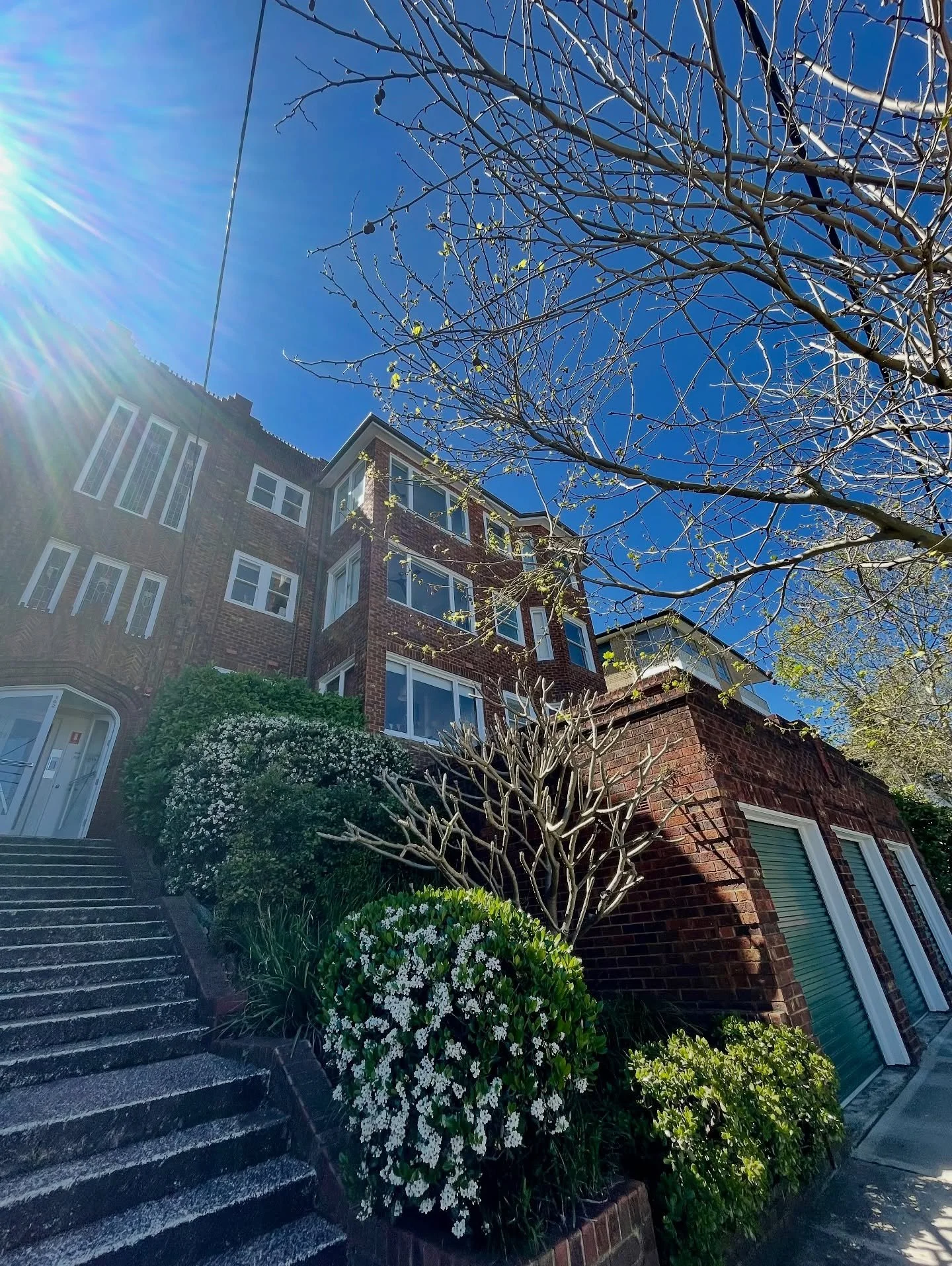 Design Consultation - Eastern Suburbs Units

Imagine owning land (usually built to its site limits) and then finding out that you can build another couple of levels in the #airspace that you own!

One of my builders and I recently consulted a few own