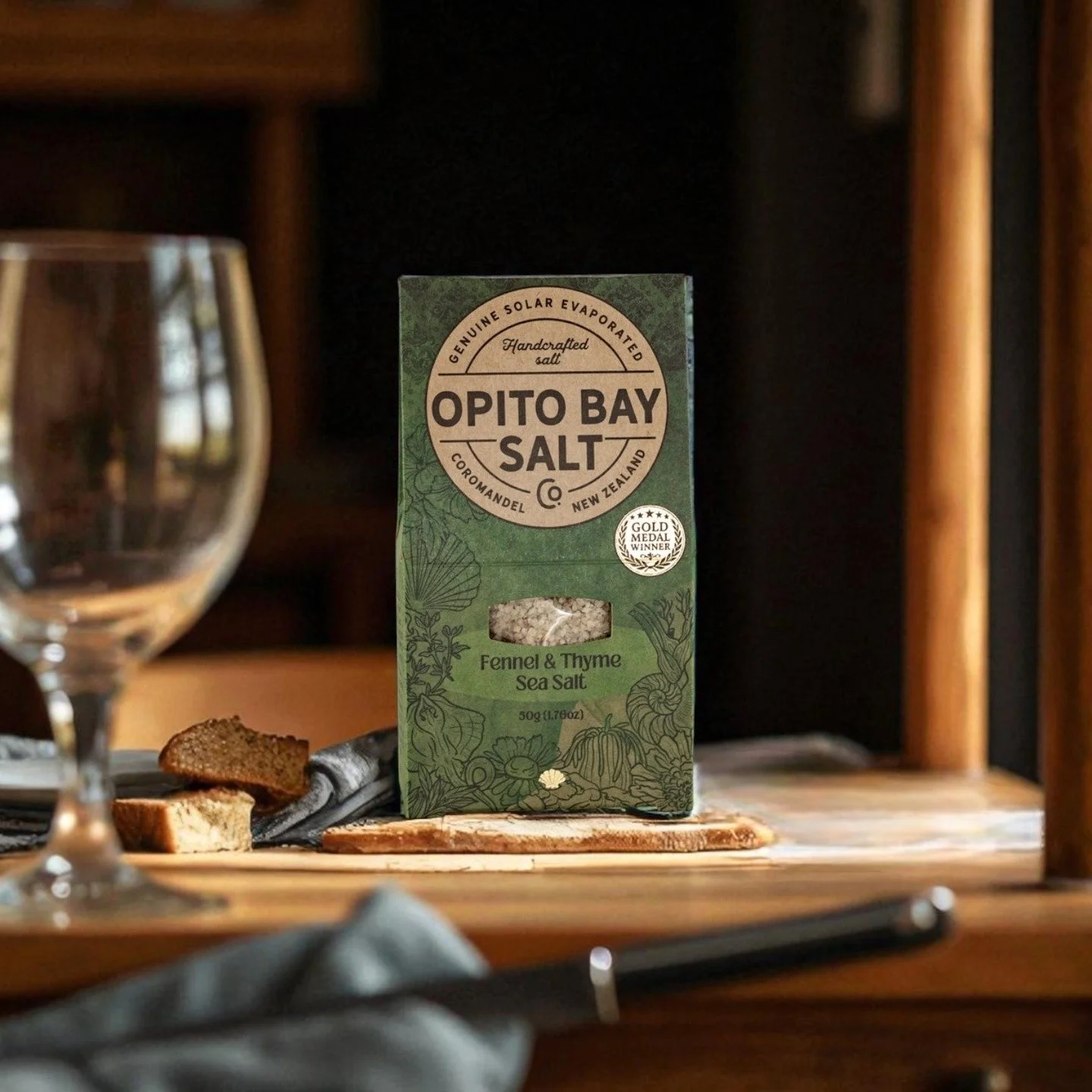 Drama on the table...has salt ever looked this good? No longer banished to the pantry Opito Bay Fennel and Thyme sea salt deserves a place at the dinner table.

Herbaceous and frankly delicious this natural Opito Bay sea salt blend will transport you