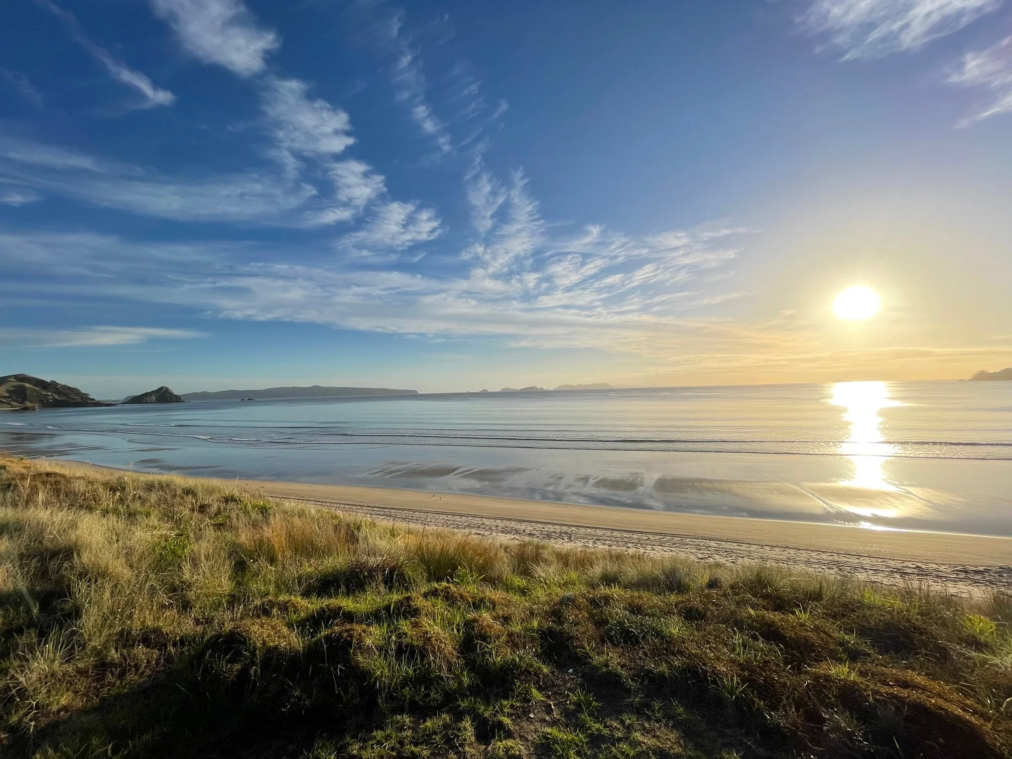 Autumn treating us to the odd magical day. Last summer harvest of water is gently evaporating and the summer season is about to end. There's plenty to be thankful for!
.
.
.
 #coromandelseasalt #mineralrichseasalt #saltfarmers #opitobaysaltco #coroma