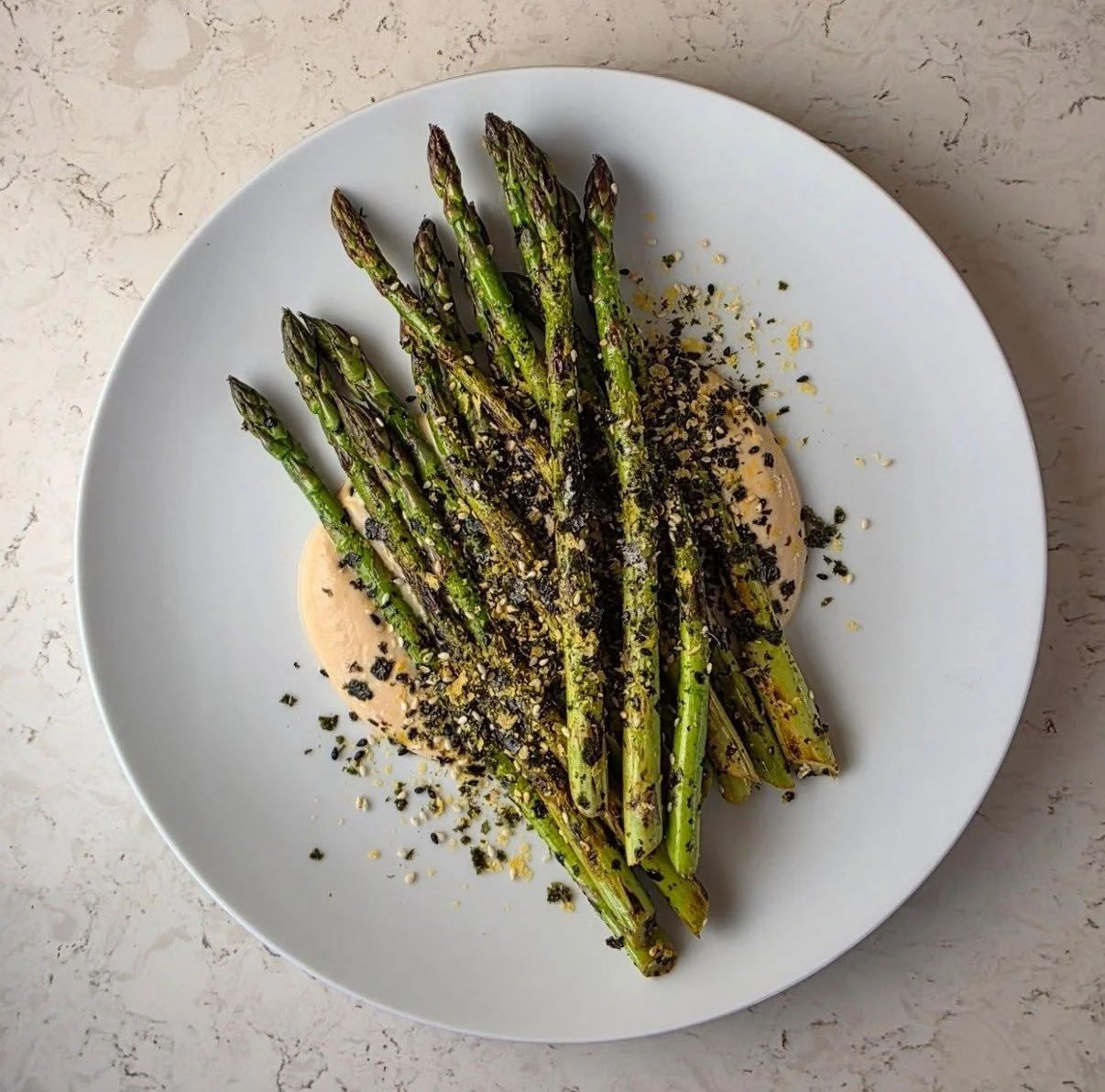 I'm obsessed! Its official! The start of every asparagus season I have to post shots of my favourite seasonal vegetable. What is it about the green goddess of the kitchen.
If you share my passion comment below, maybe share and even tag us into your n