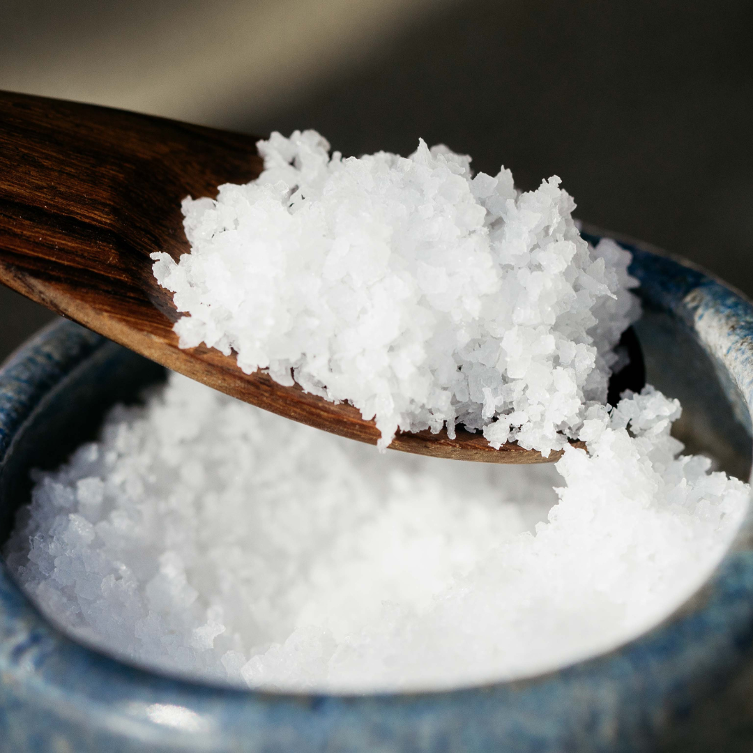 Opito+Bay+pure+natural+sea+salt+in+bowl+%282024_08_02+21_58_18+UTC%29.png