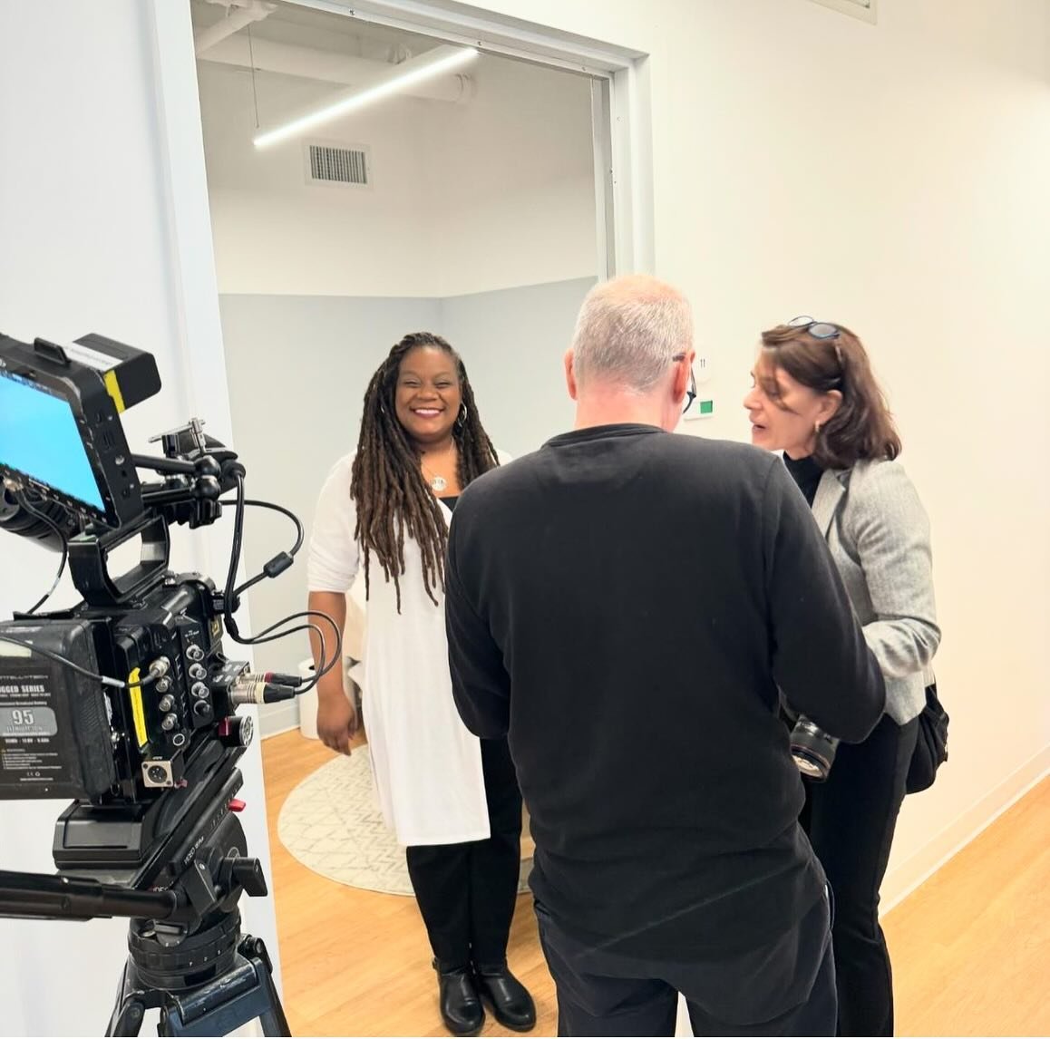 all smiles for my 15 minutes of fame!  a #secretsquirrel project with @beinghealthcare showcasing our integrative model for mental, emotional, and spiritual well-being 💕✨🦋

come see me for Integrative Acupuncture @beinghealthcare in lower manhattan