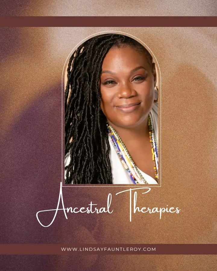 The Aquarius New Moon begins a cycle that culminates with the Full Moon in Aquarius on July 29, six months from now. This Full Moon will illuminate what has grown, shifted, and come into fuller expression during the season of soul work. 
 
So I ask y