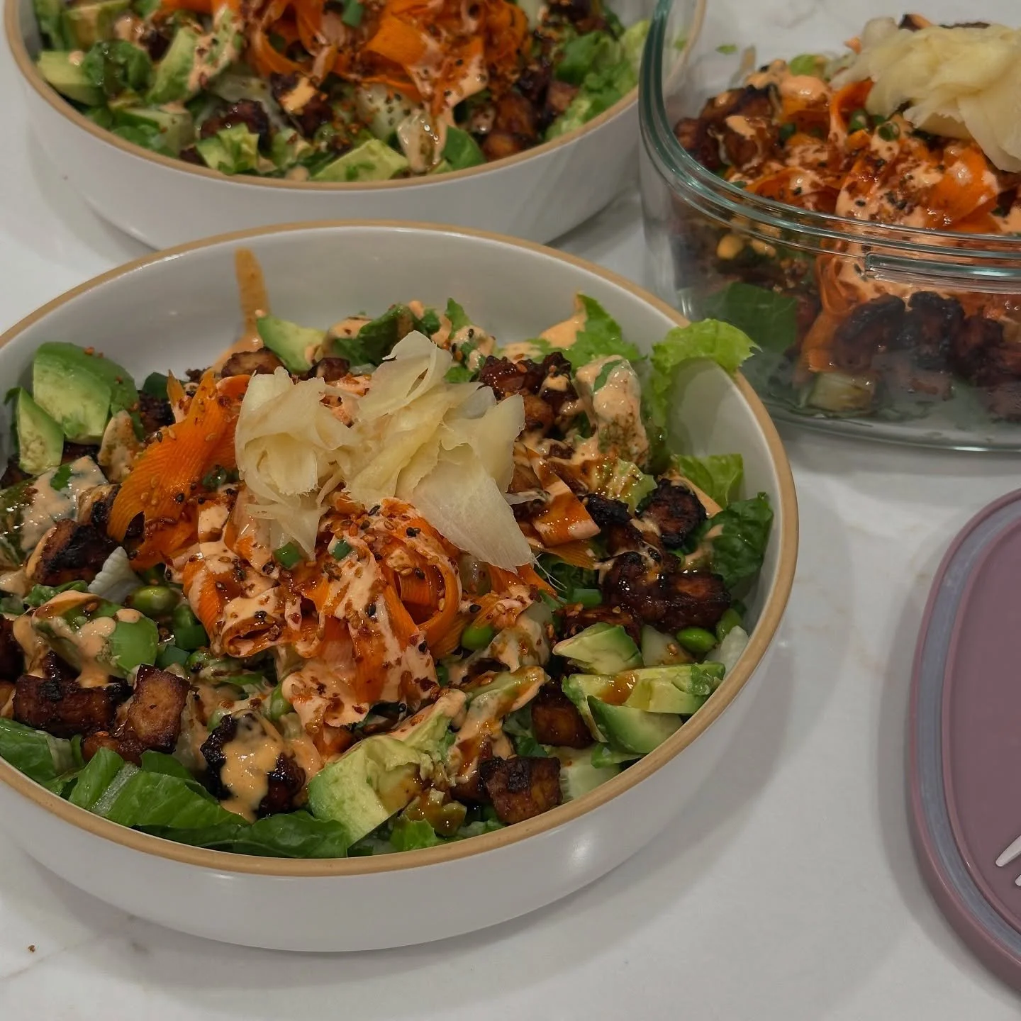 🍱🥒🥗&hellip;

Last nights dinner: Tofu Poke Bowls😋

I always make &ldquo;2 for tonight and 2 for tomorrow&rdquo; to cover dinner + the next day&rsquo;s lunch and that works perfect for us👏🏽

These poke bowls are super easy to put together, high 