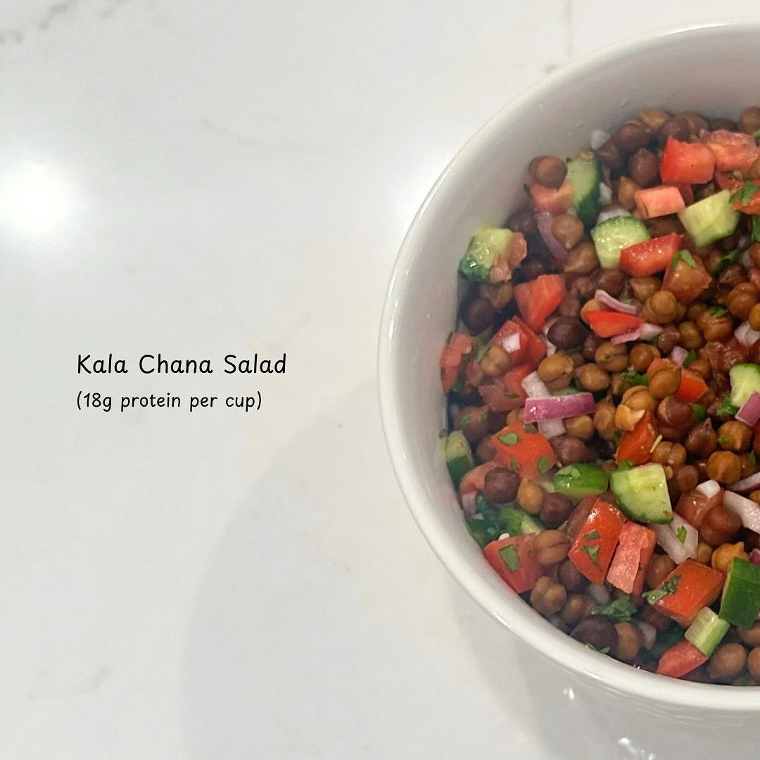 ⏰🐥🥗&hellip;

This Kala Chana (black chickpea) salad is super easy to make and is my favorite meal prep to help get some protein and veggies in - each cup of this salad is 18g of protein and 14g of fiber💪🏽

Swipe for the ingredients🫶🏾

I used @i