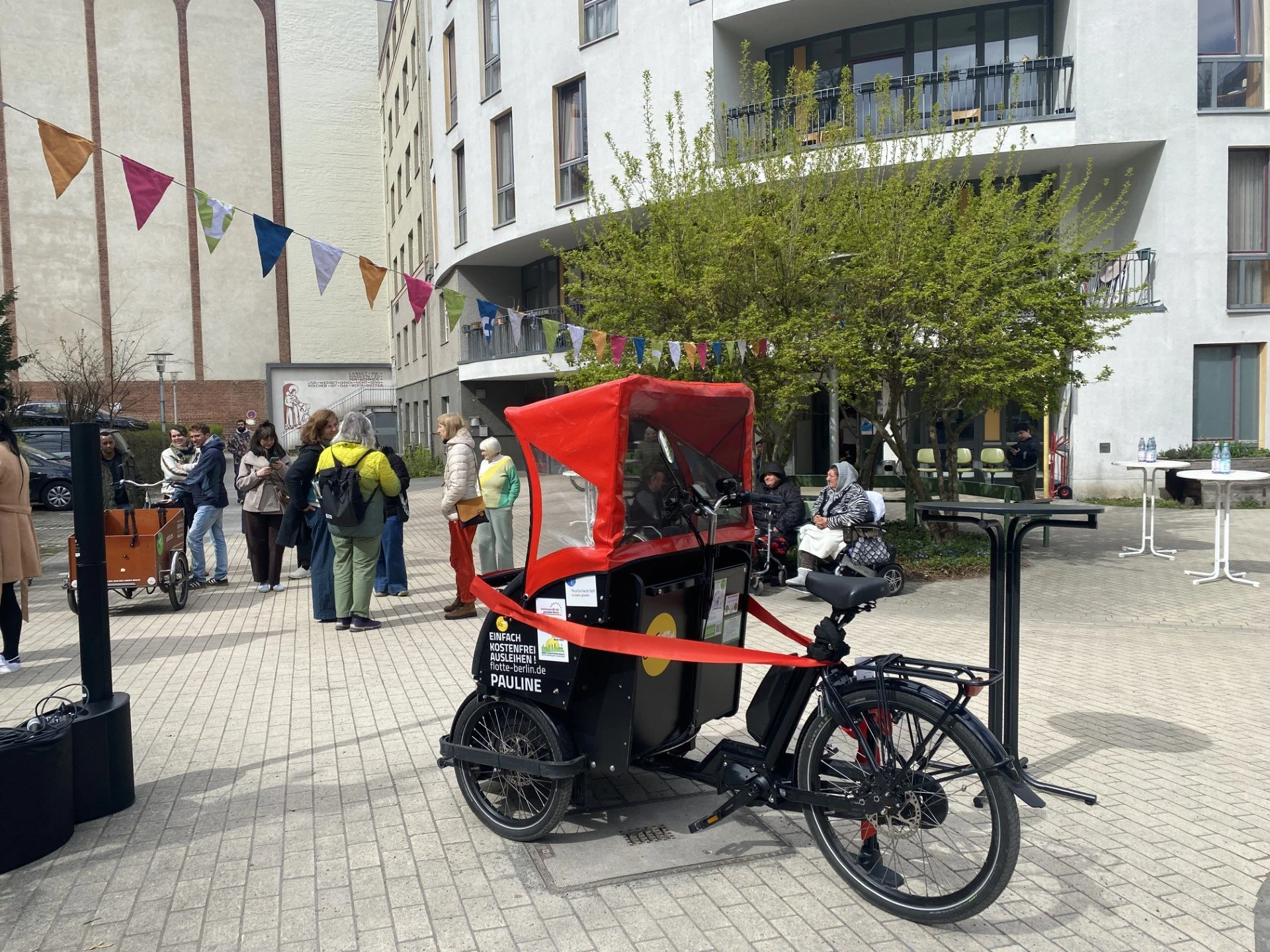 Einweihung unserer E-Rikscha “Pauline”