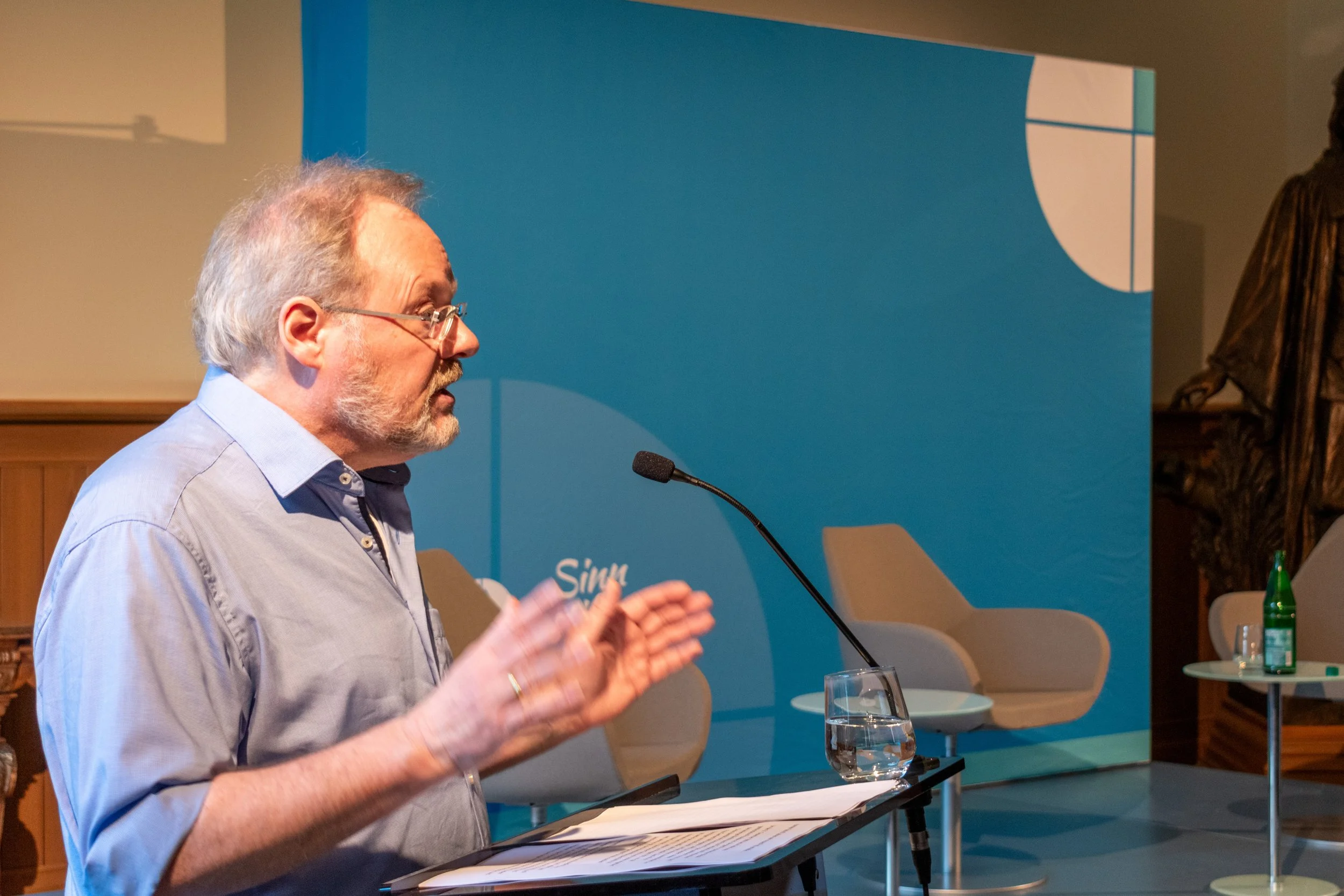 2026-05-19_Buchpräsentation-Geschichtsband_08.jpg