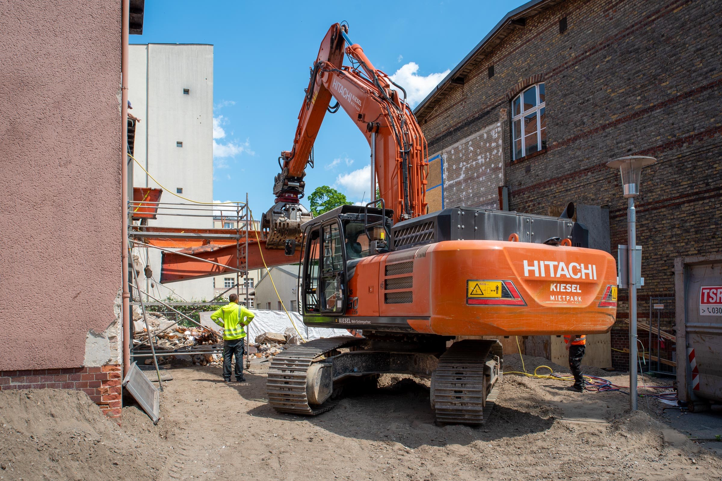 Juni '25 | Vorbereitung: Abriss Brücke