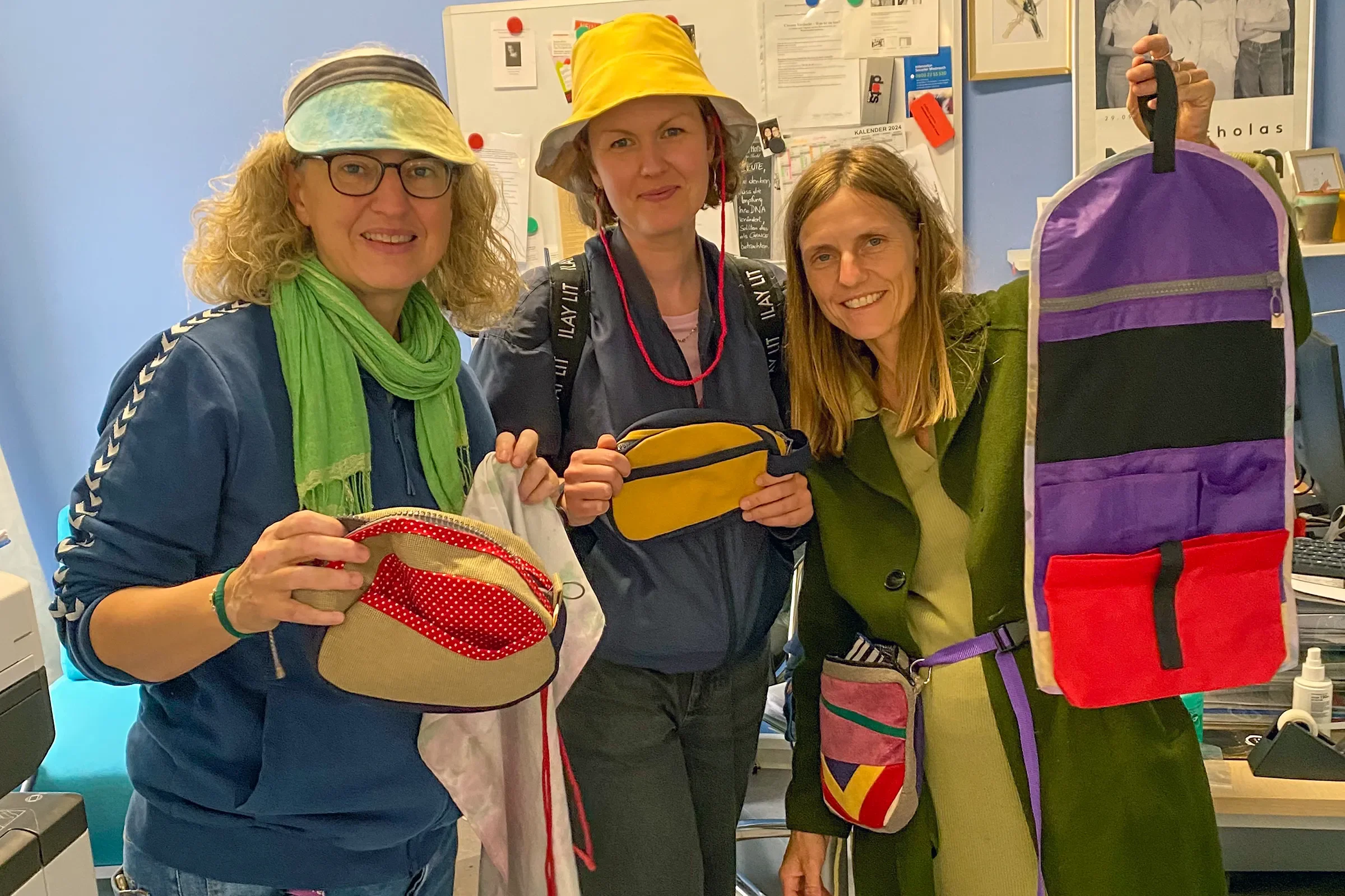 Spendenübergabe der Produkte aus der Justizvollzugsanstalt für Frauen Berlin