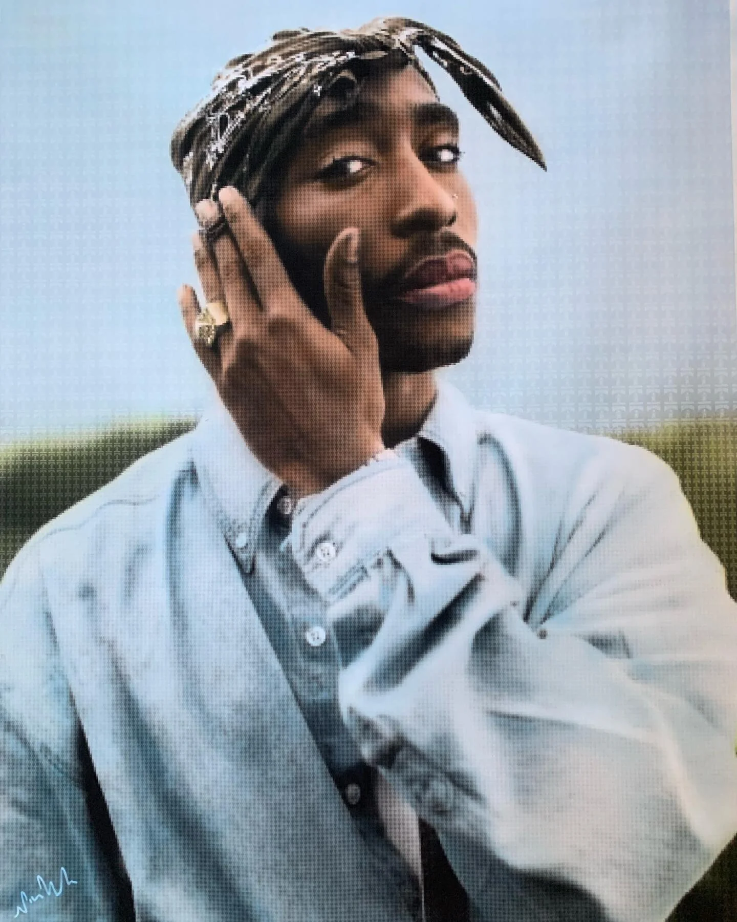 Happy 50th birthday to Tupac. I&rsquo;ve just finished painting this today to coincide and I can&rsquo;t help but wonder what impact he would&lsquo;ve had on the world if he&rsquo;d have lived to see in his half Century. 
Please slide across to see m