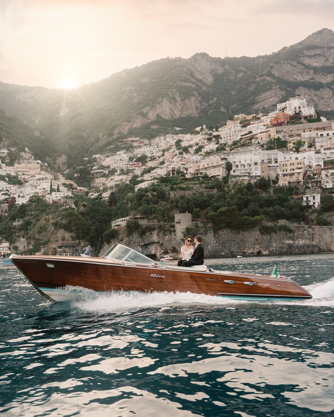 Kerry &amp; Robert // Positano

Before the vows, before the celebration. Just the two of them. Kerry and Robert explored the winding roads and open waters of Positano in a pre-wedding shoot that felt less like a photoshoot and more like a memory unfo