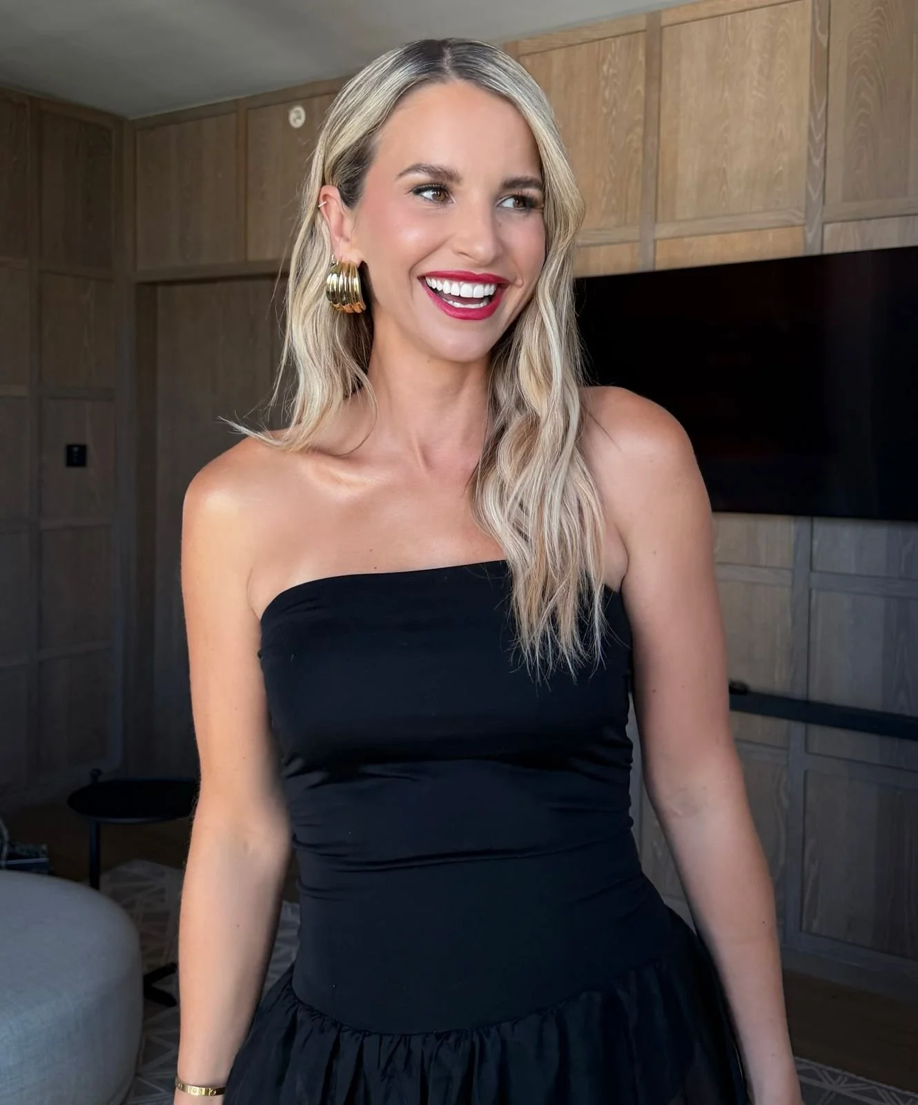  Vogue Williams    
 Enquire →  