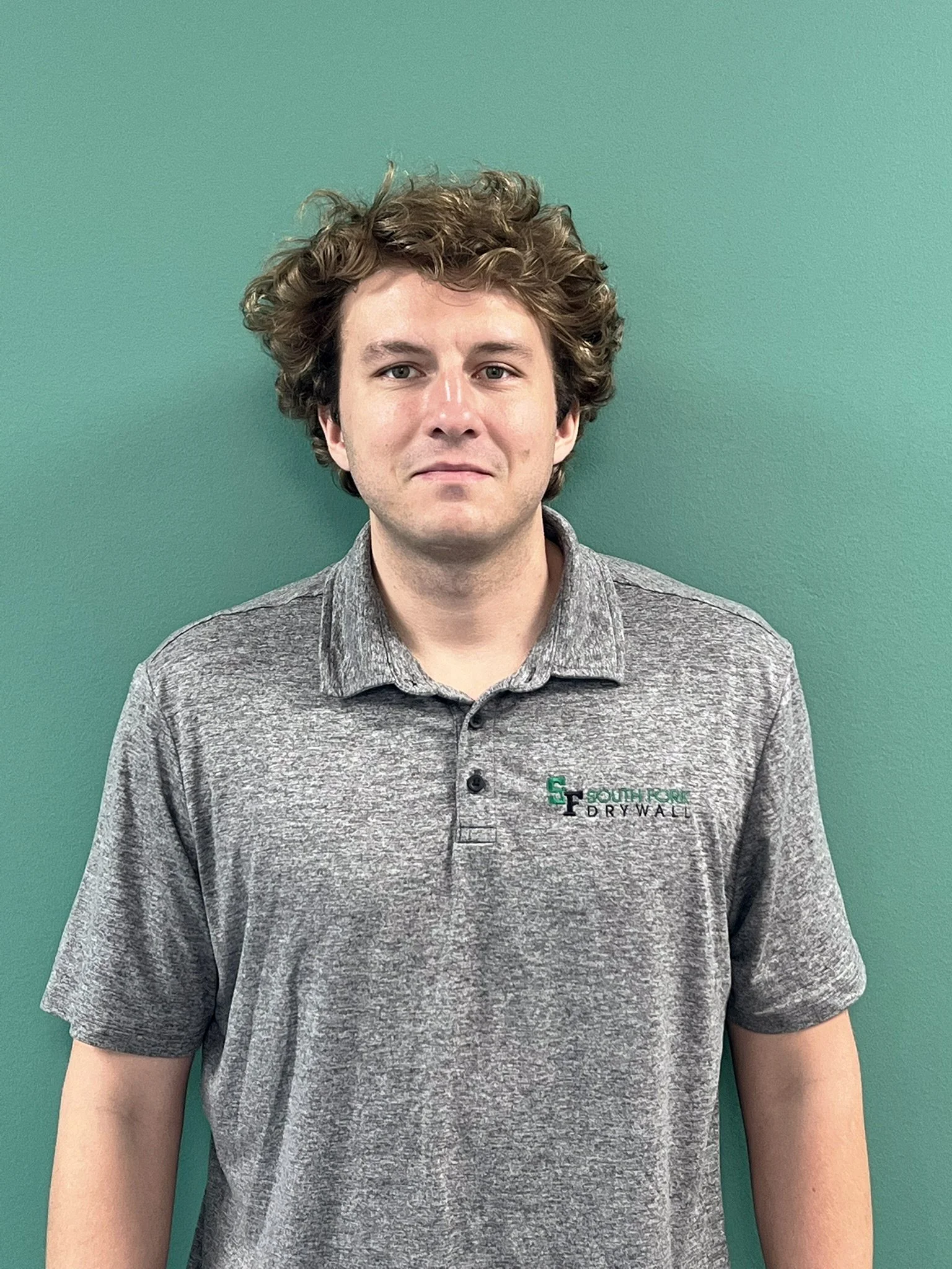 Green placeholder image with the text 'PHOTO TO FOLLOW' in black letters.