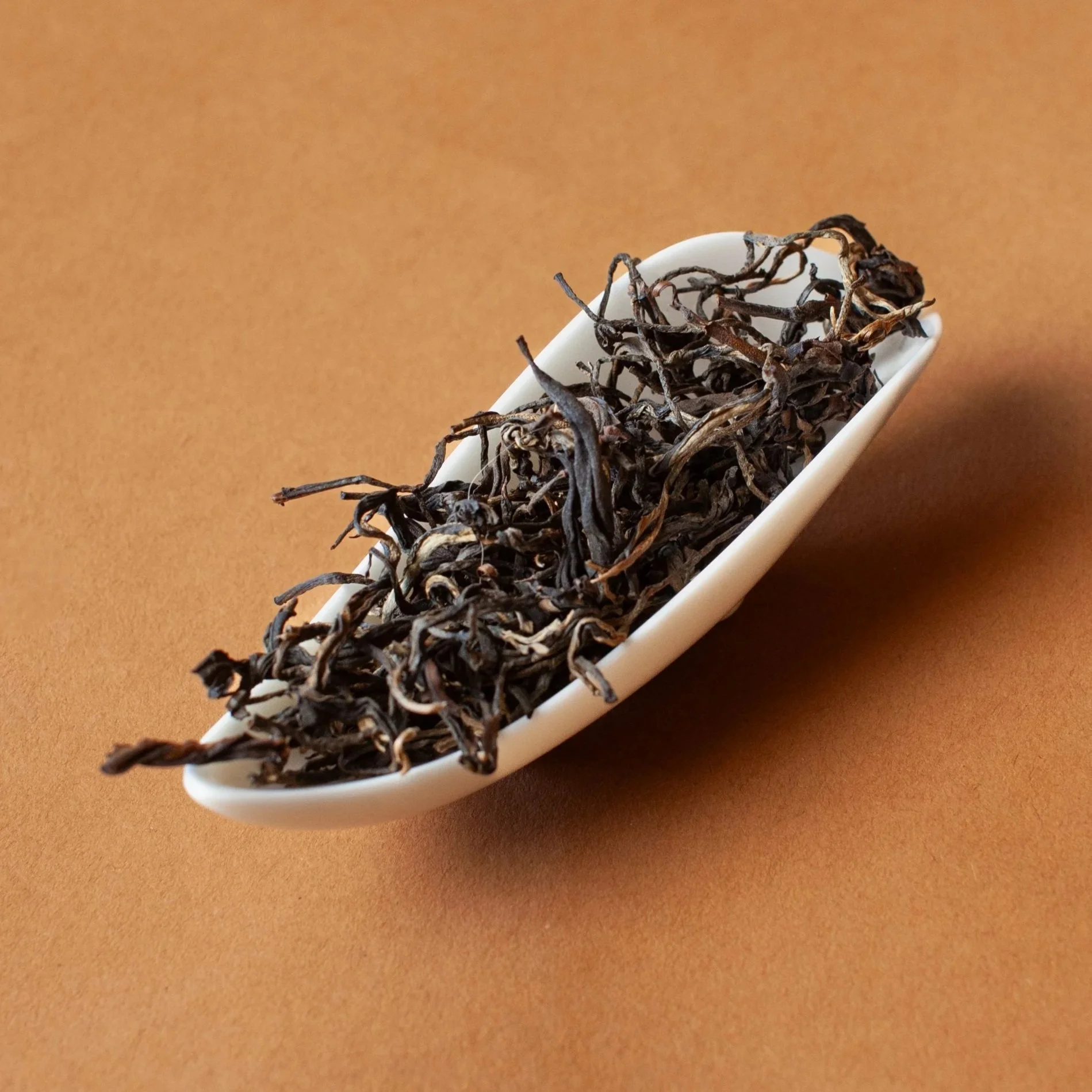 Anna Ye Tea Wild Forest Black tea close up