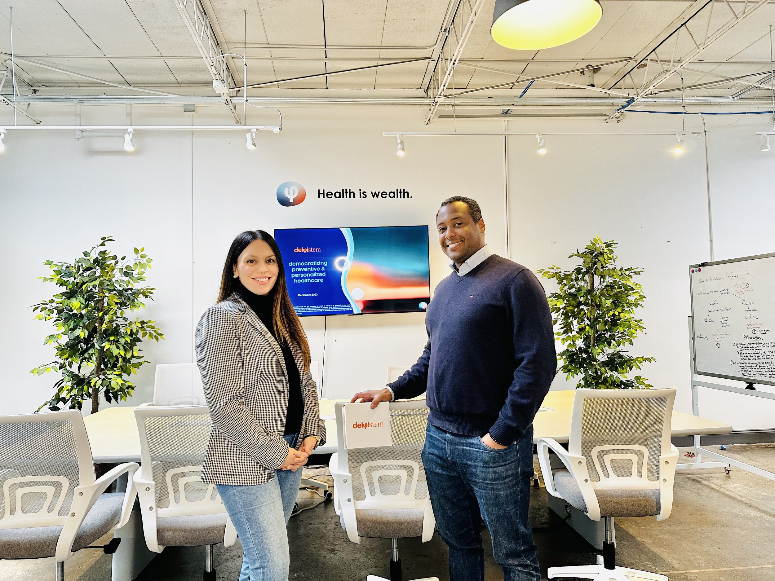 Danae Moya, MBA, delphistem COO & Co-Founder
Dr. Noel Moya, PhD, delphistem CEO & Co-Founder