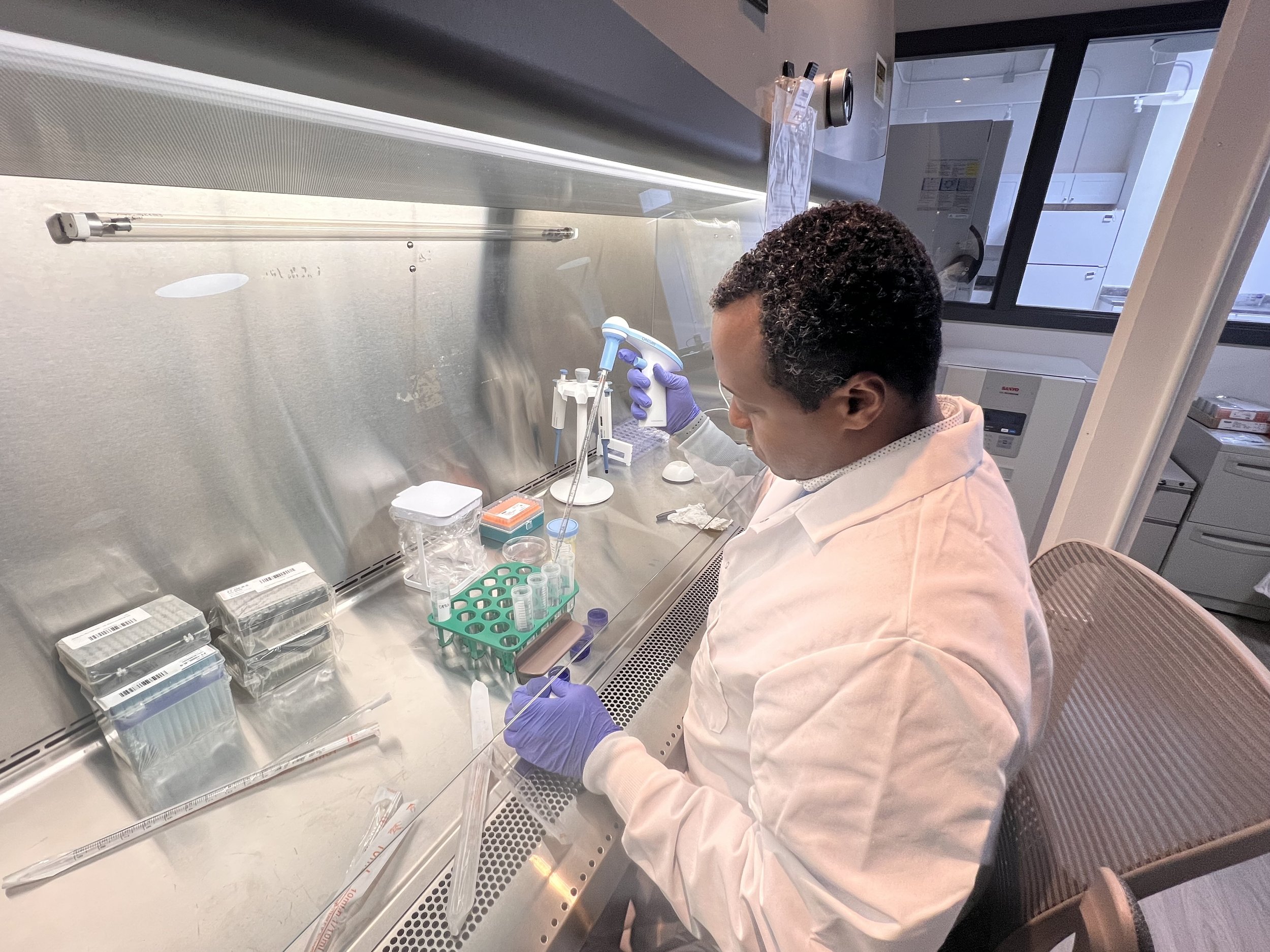 Dr Noel Moya, PhD delphistem CEO & Co-Founder