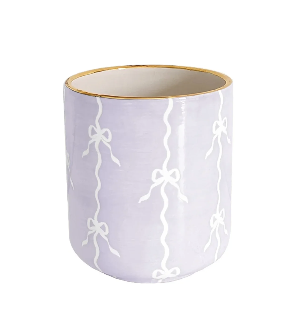 lavender vase.png