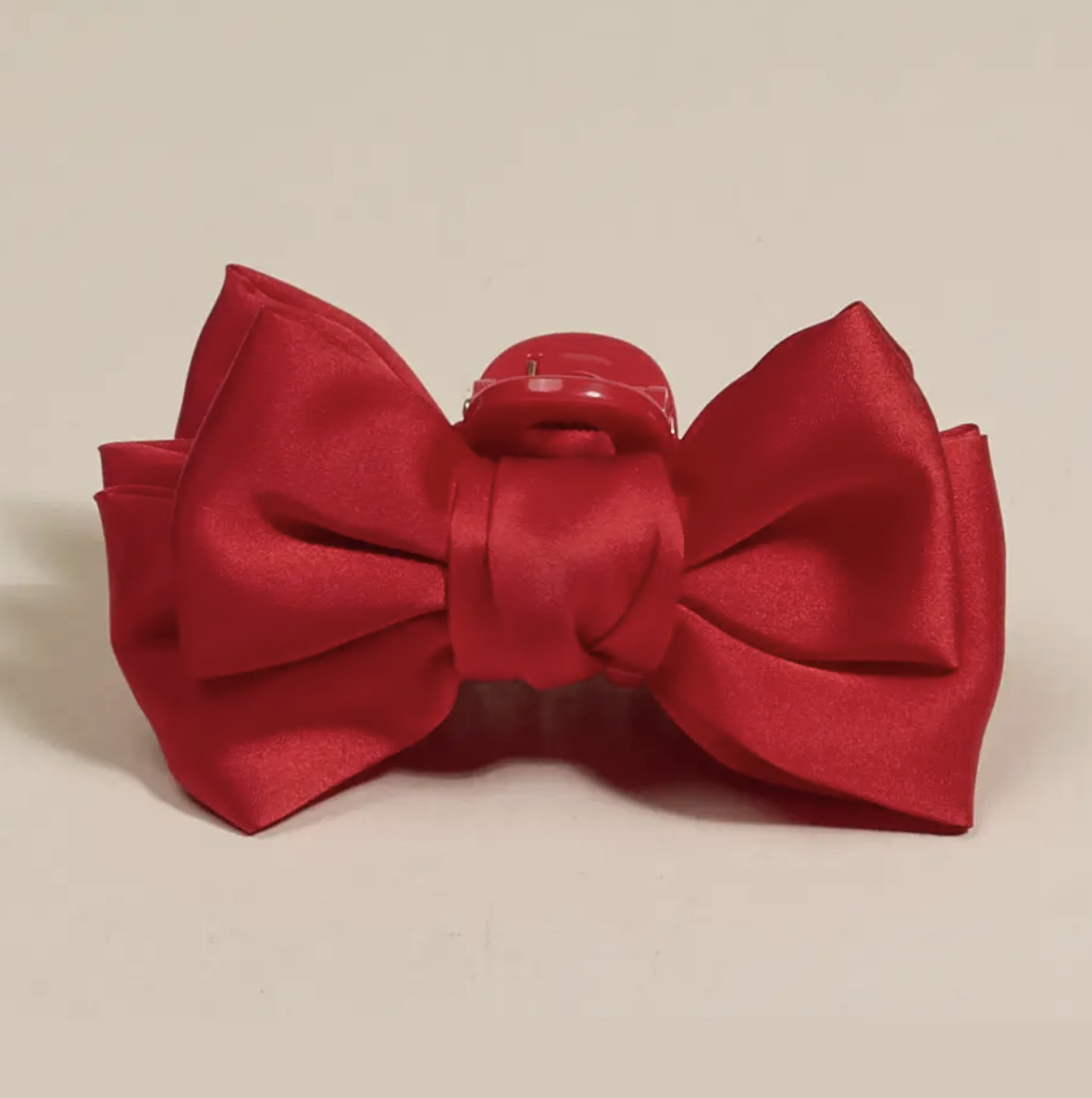 satin claw clip.png