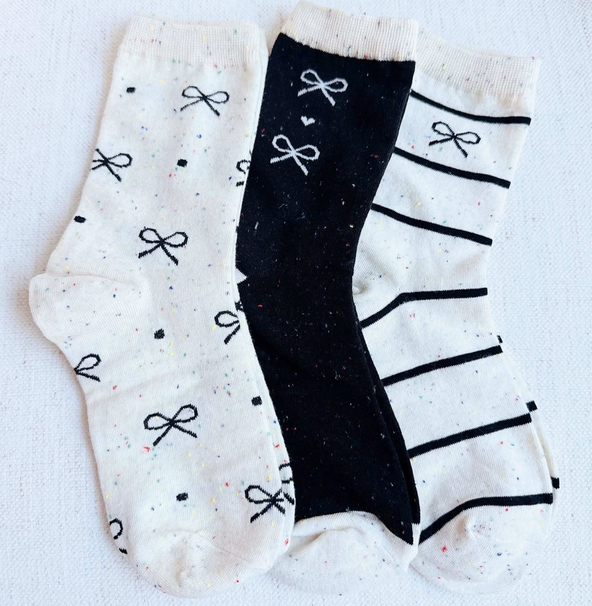 bow socks.jpg